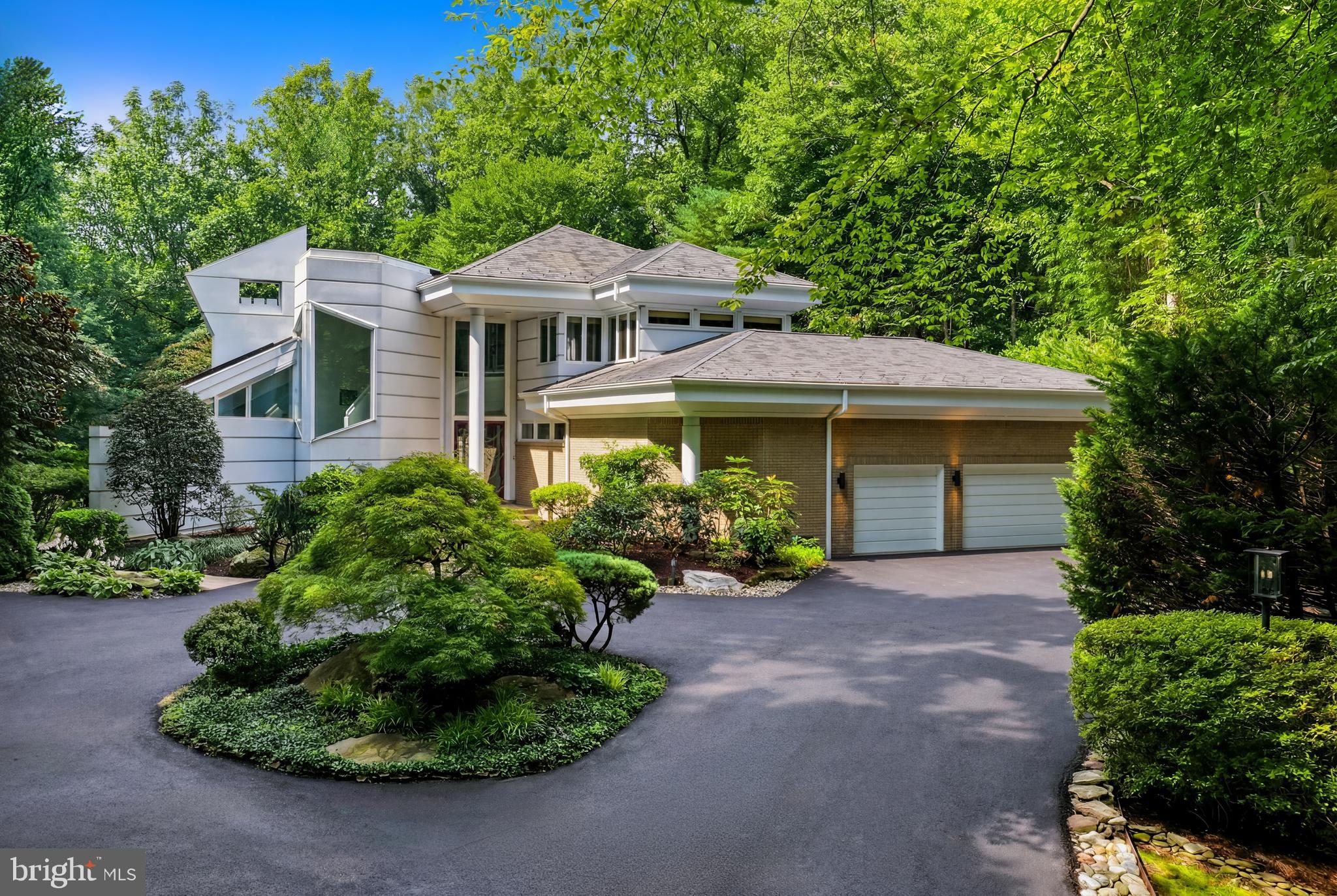 POTOMAC OUTSIDE - Residential