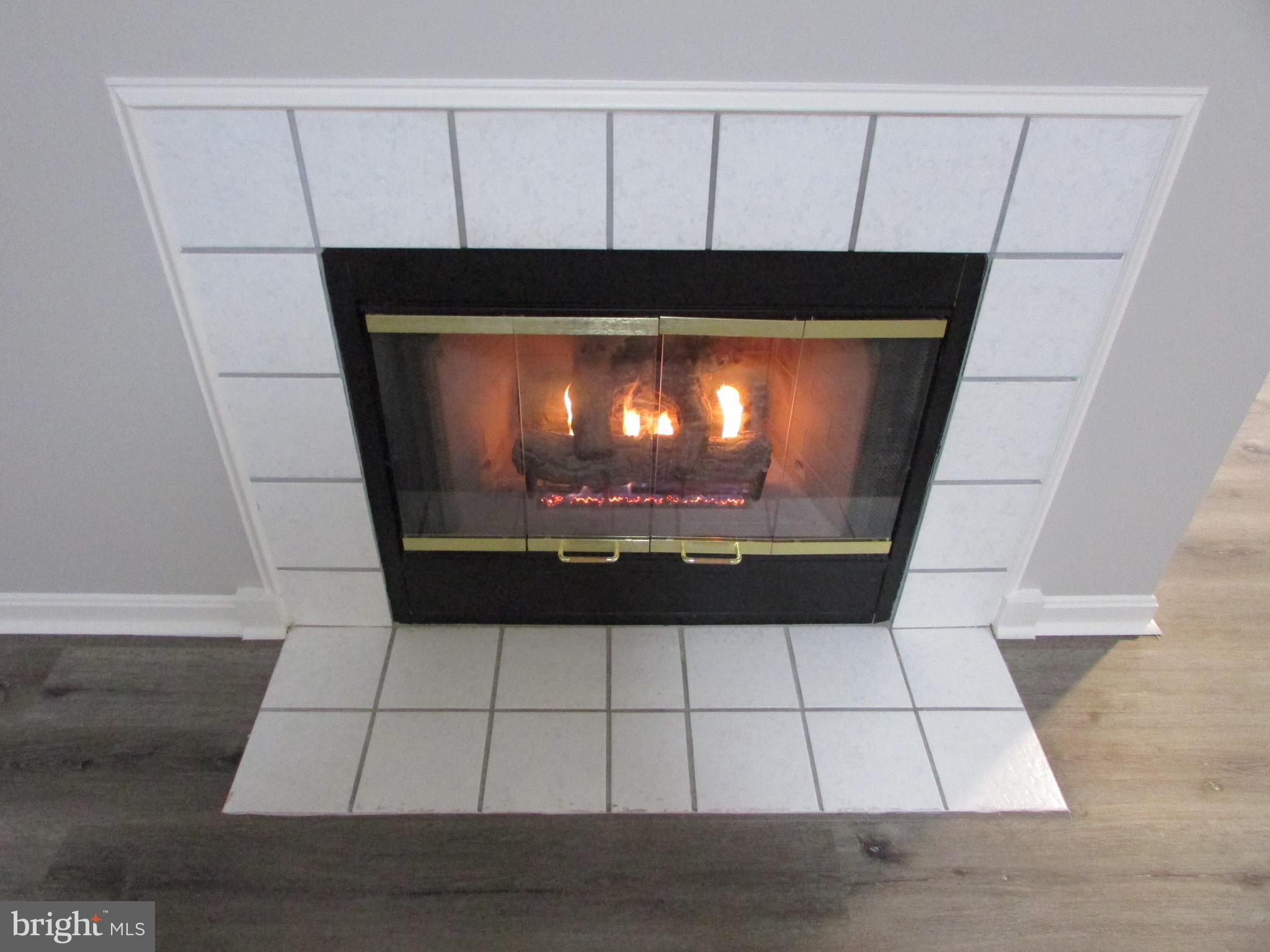 SILVERBROOK WOOD - Residential Lease