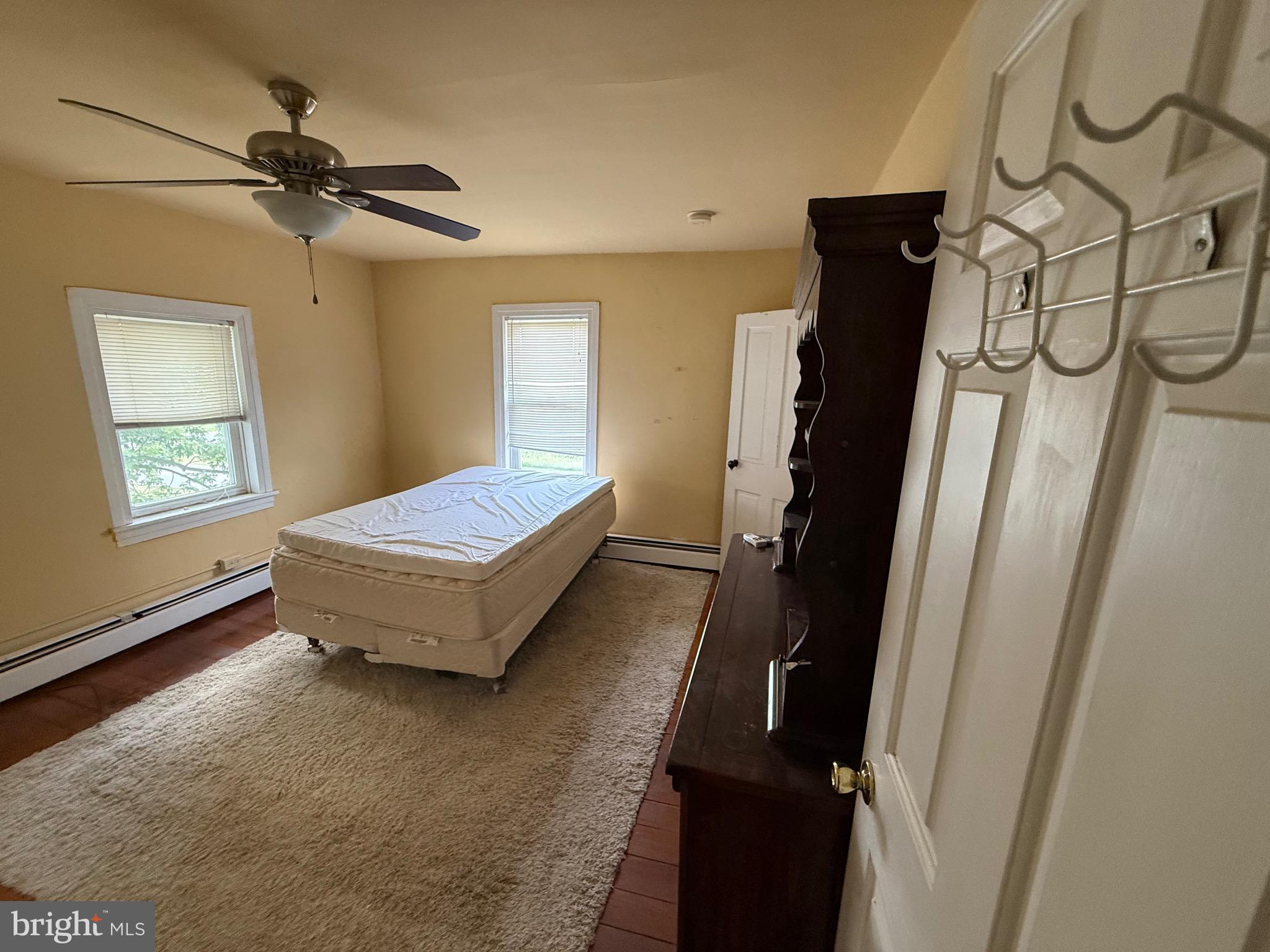UNIONTOWN - Residential