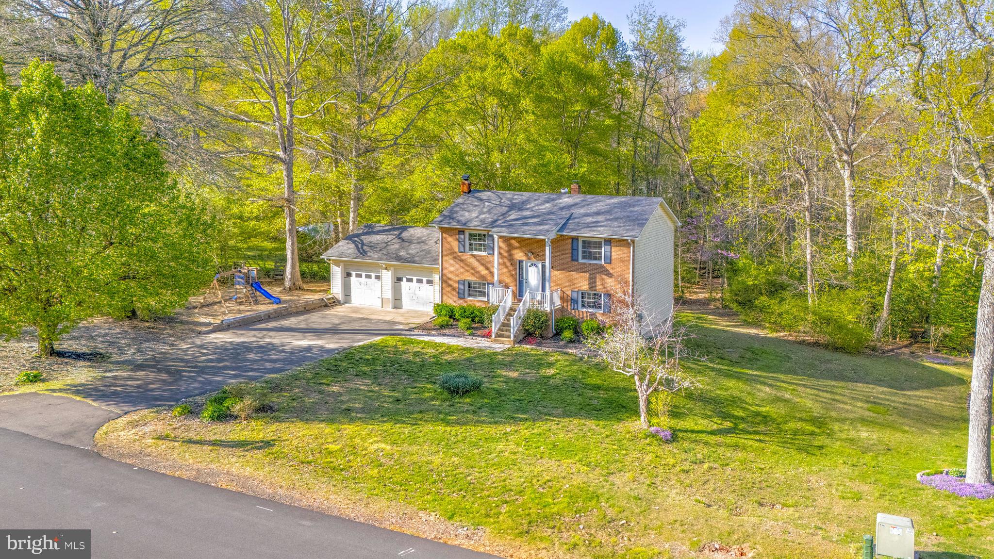 Discover the potential of 42544 Anne Ct, a solid brick home nestled in the desirable Hollywood, MD community. Featuring 3 bedrooms and 2 bathrooms plus living and entertaining spaces upstairs and down, this home offers a flexible layout perfect for a variety of lifestyles. Enjoy stainless steel appliances, an attached 2-car garage, and upper and lower decks for relaxing or entertaining. With a spacious yard, front and back, and a storage shed, there’s plenty of room to make it your own. Conveniently located near schools, parks, and shopping!