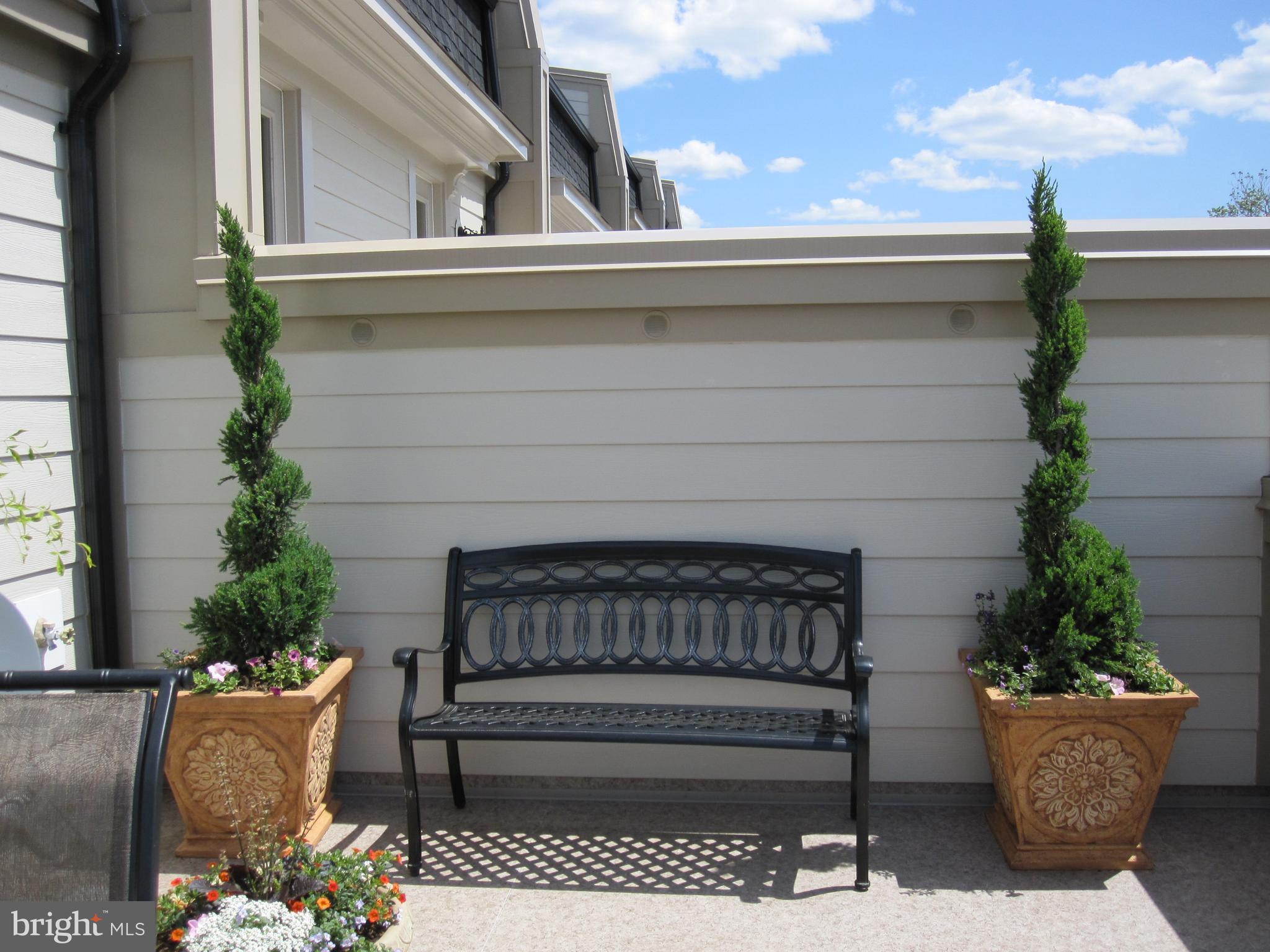 POTOMAC OVERLOOK AT NATIONAL HARBOR - Residential Lease