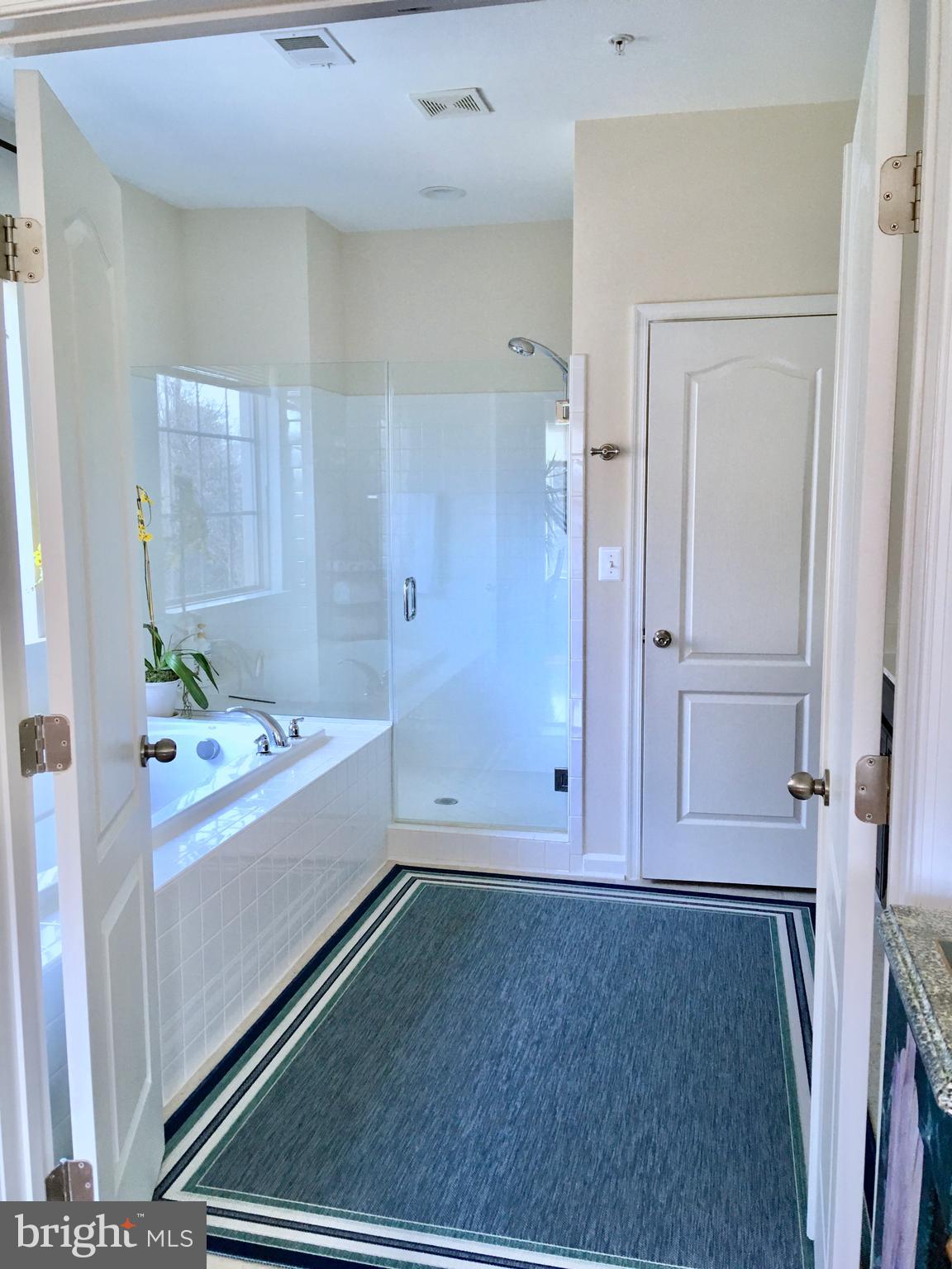 POTOMAC OVERLOOK AT NATIONAL HARBOR - Residential Lease