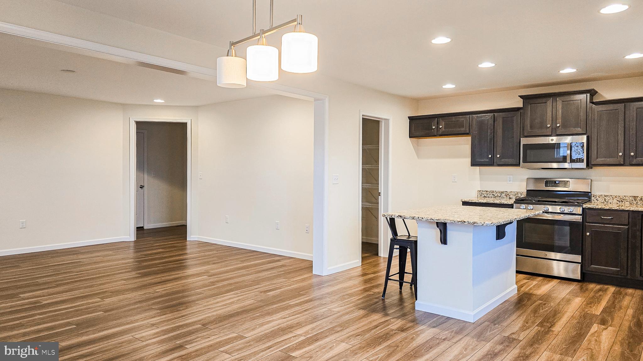 ORCHARD GLEN - Residential Lease