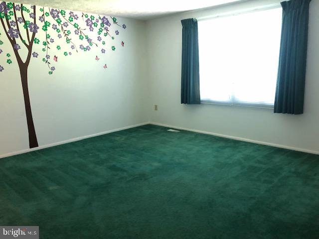 PARK OVERLOOK - Residential Lease
