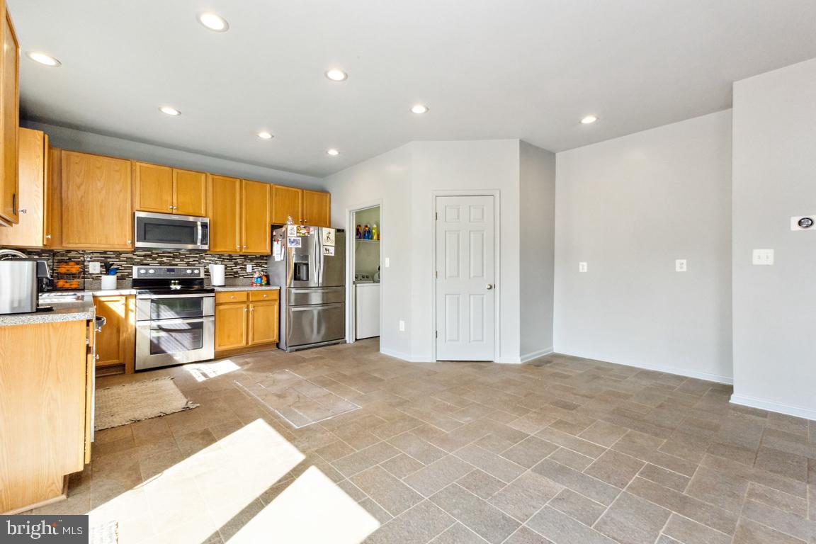 ORANGE ESTATES - Residential