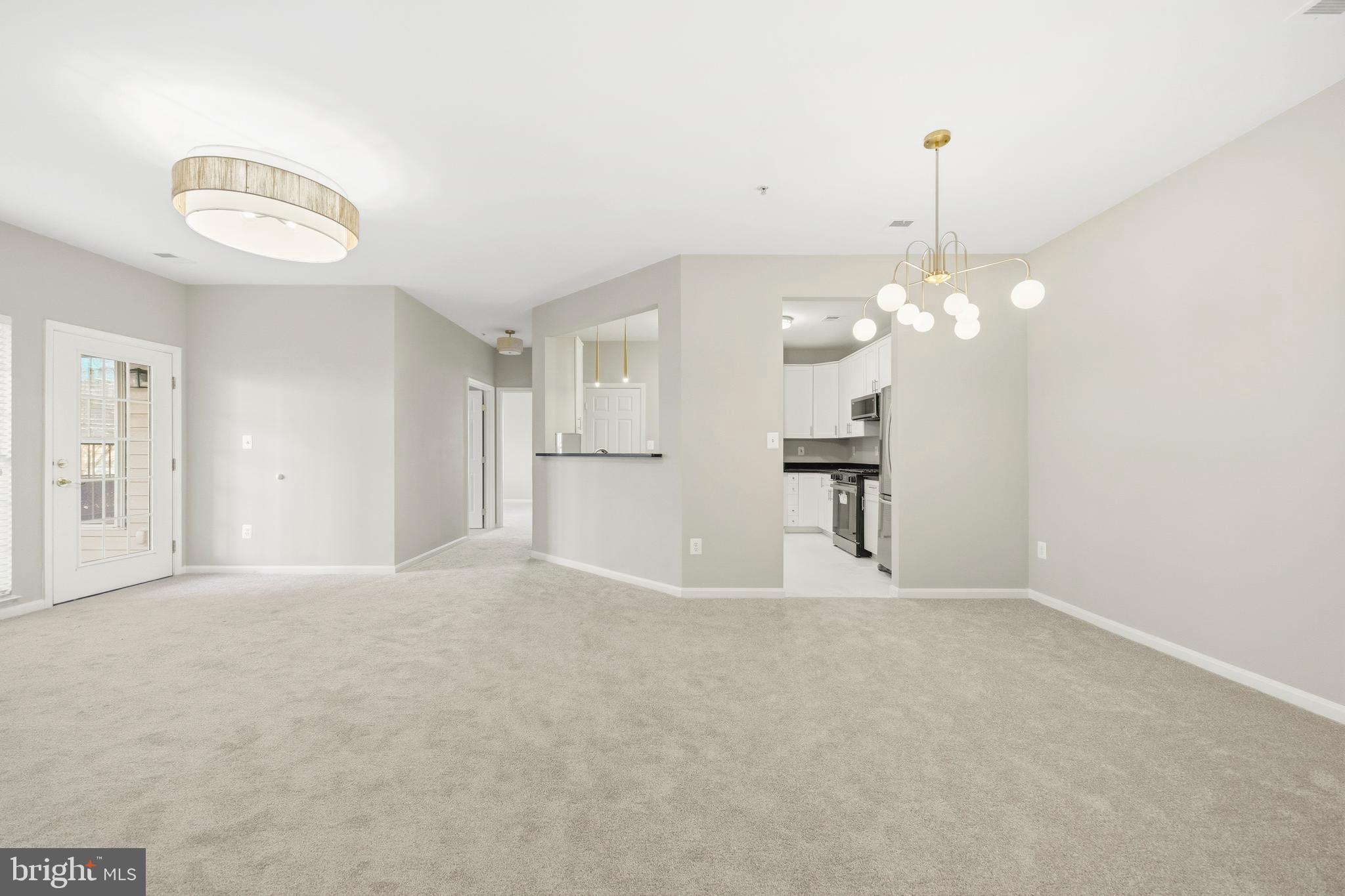 ELKRIDGE CROSSING - Residential