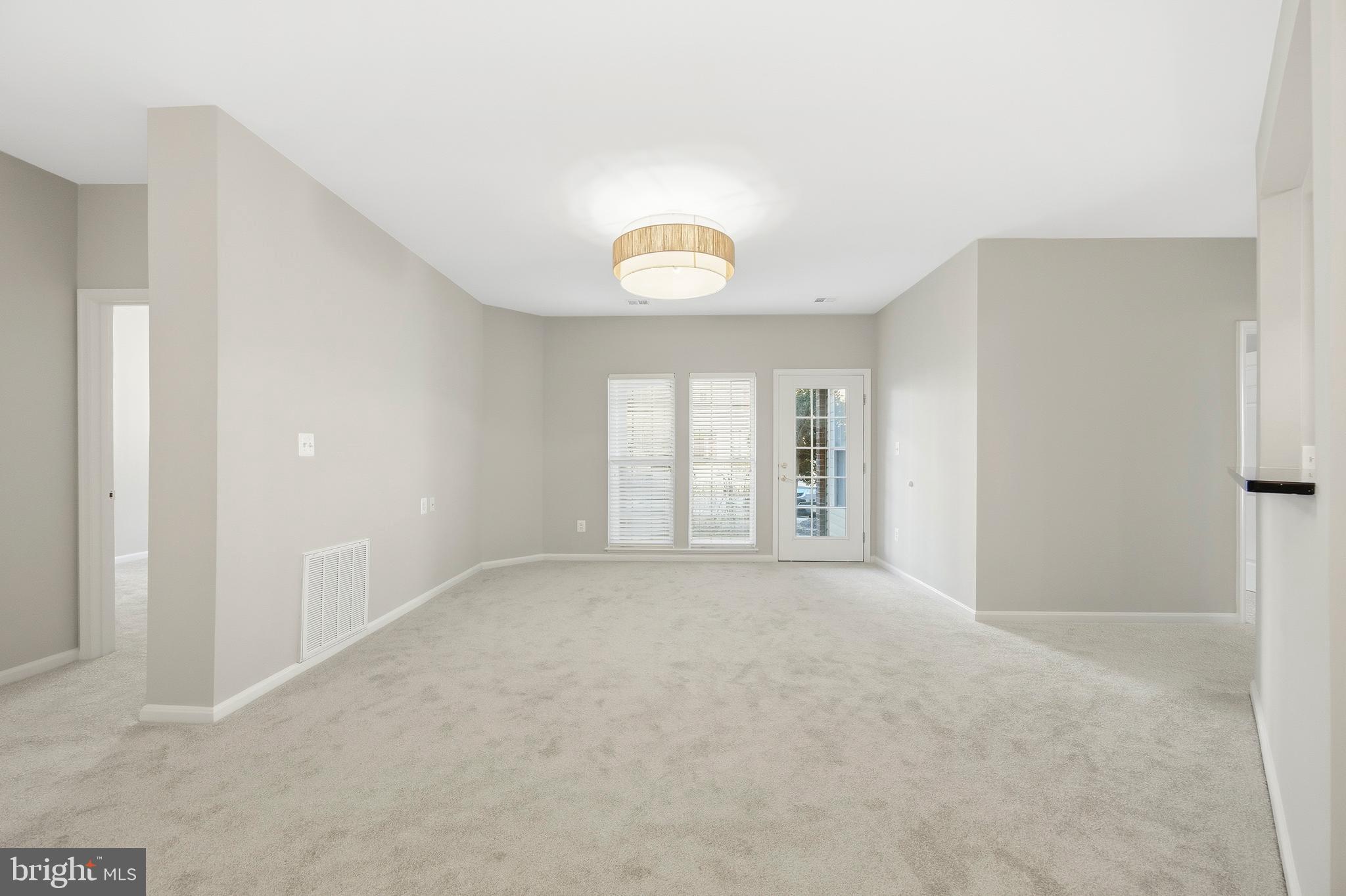 ELKRIDGE CROSSING - Residential