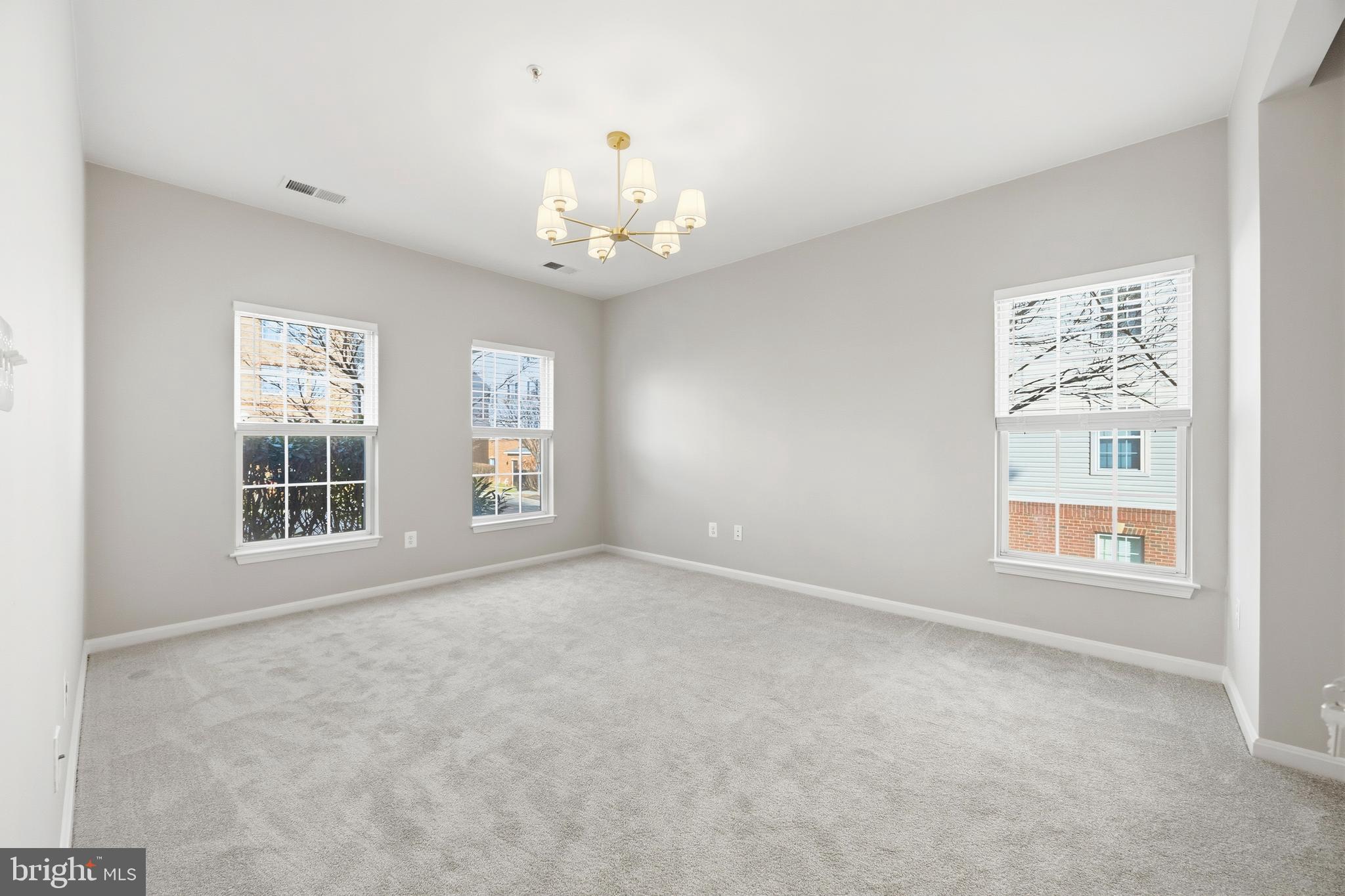 ELKRIDGE CROSSING - Residential