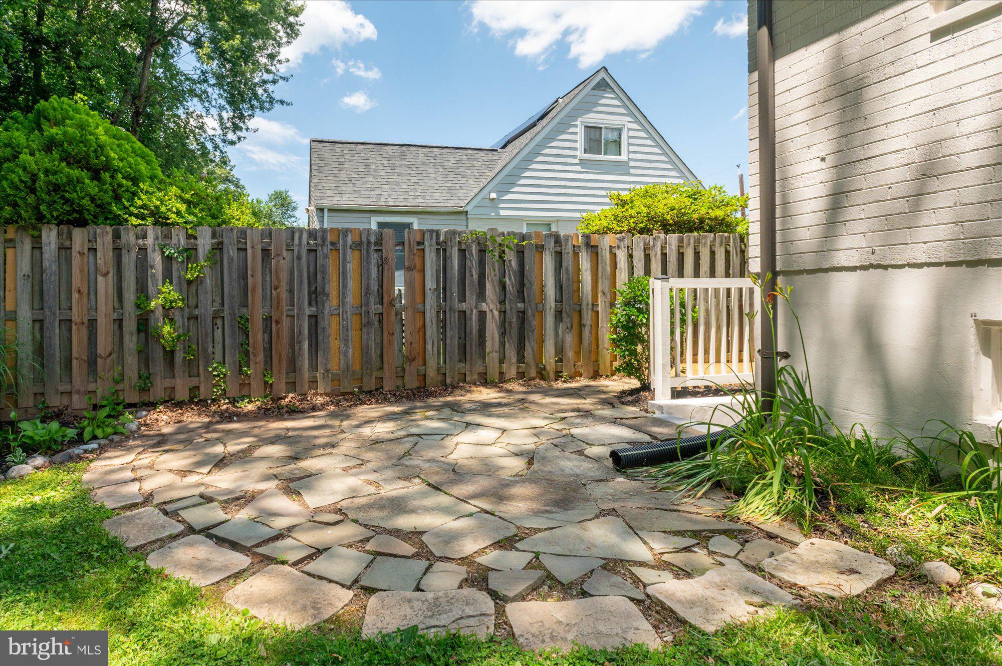RANDOLPH HILLS - Residential