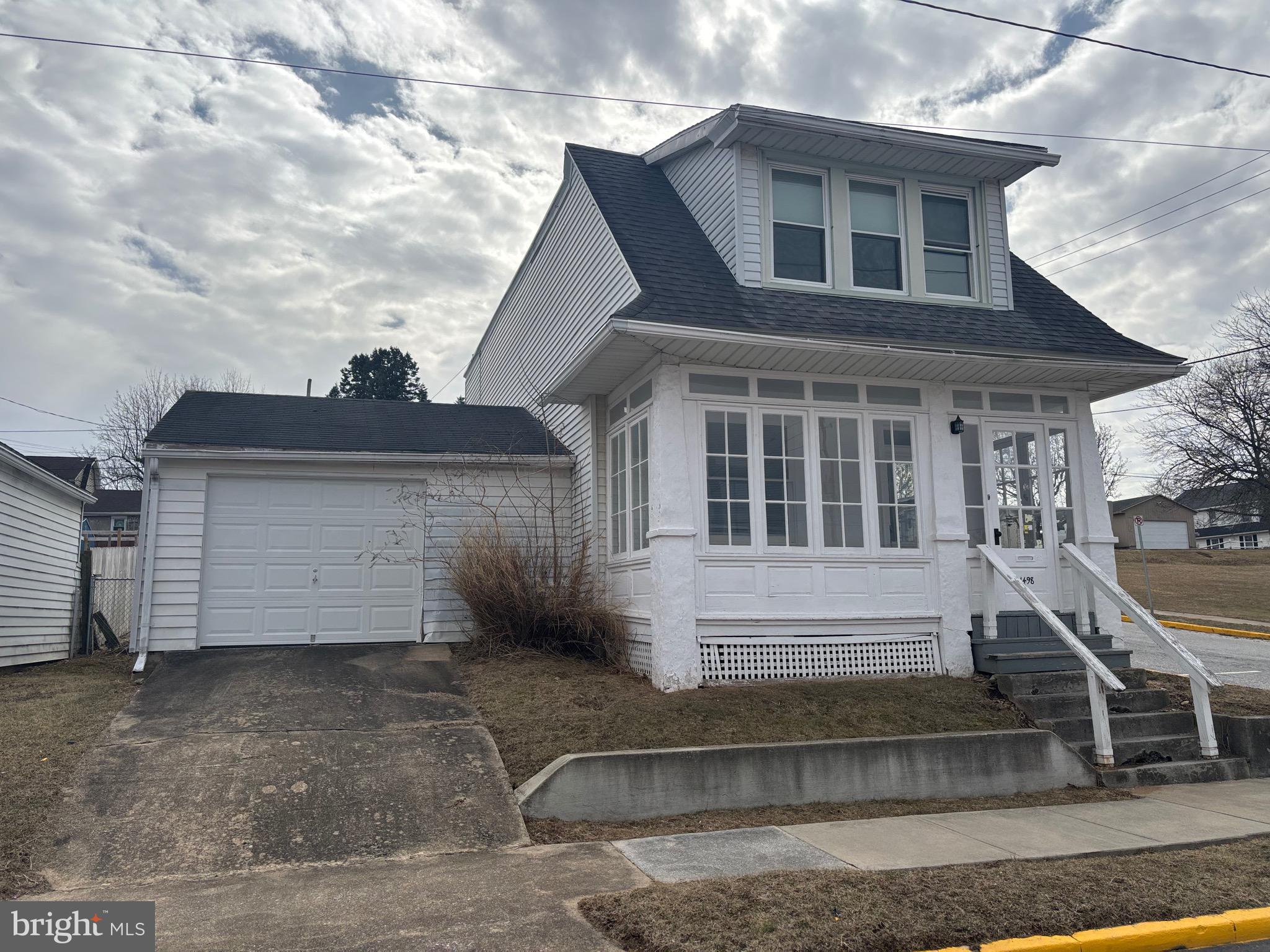 WEST YORK BORO - Residential Income
