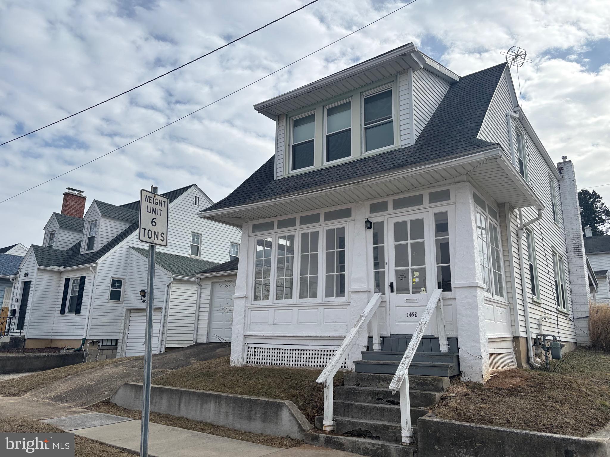 WEST YORK BORO - Residential Income