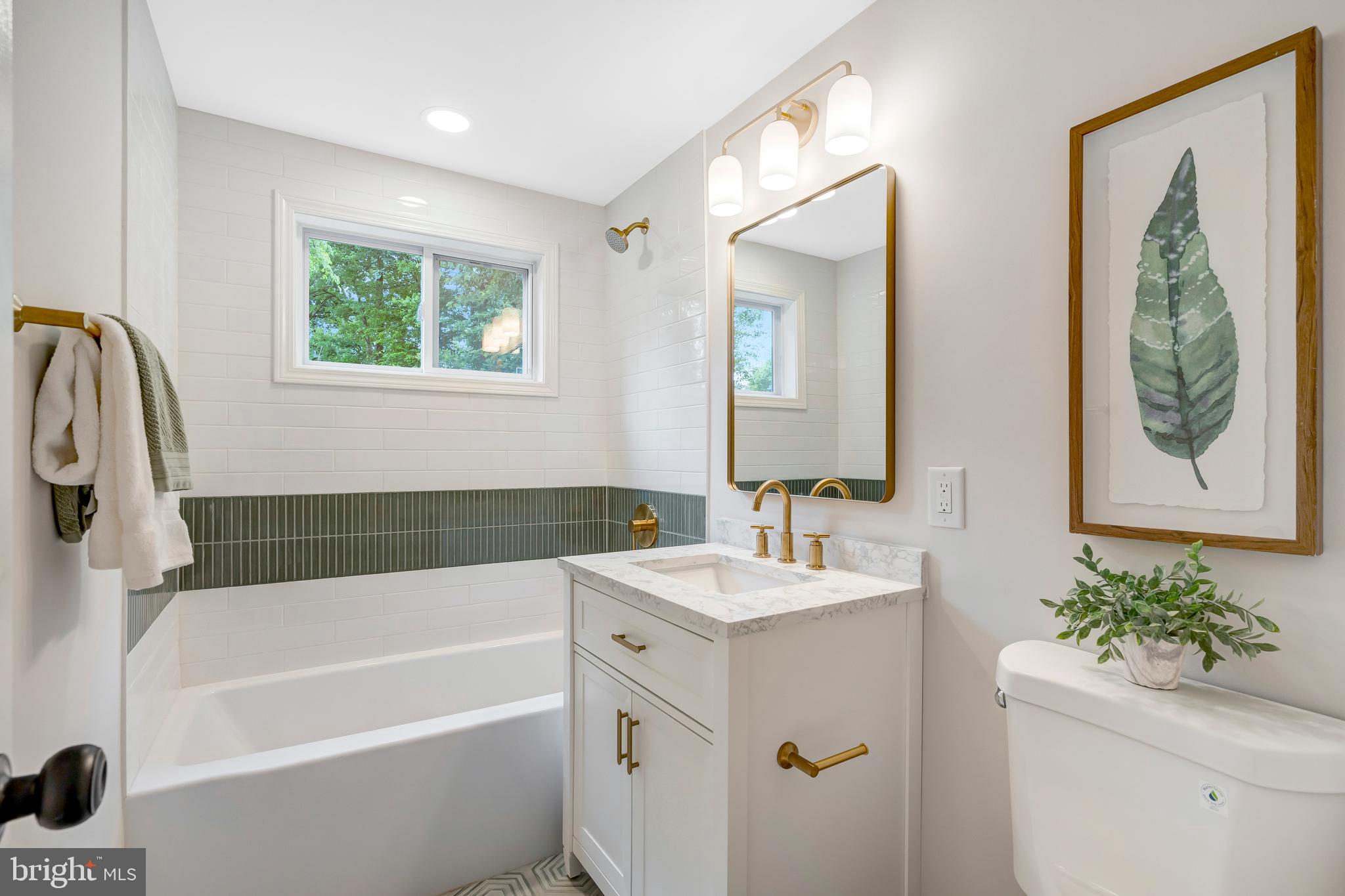 KINGS PARK WEST - Residential