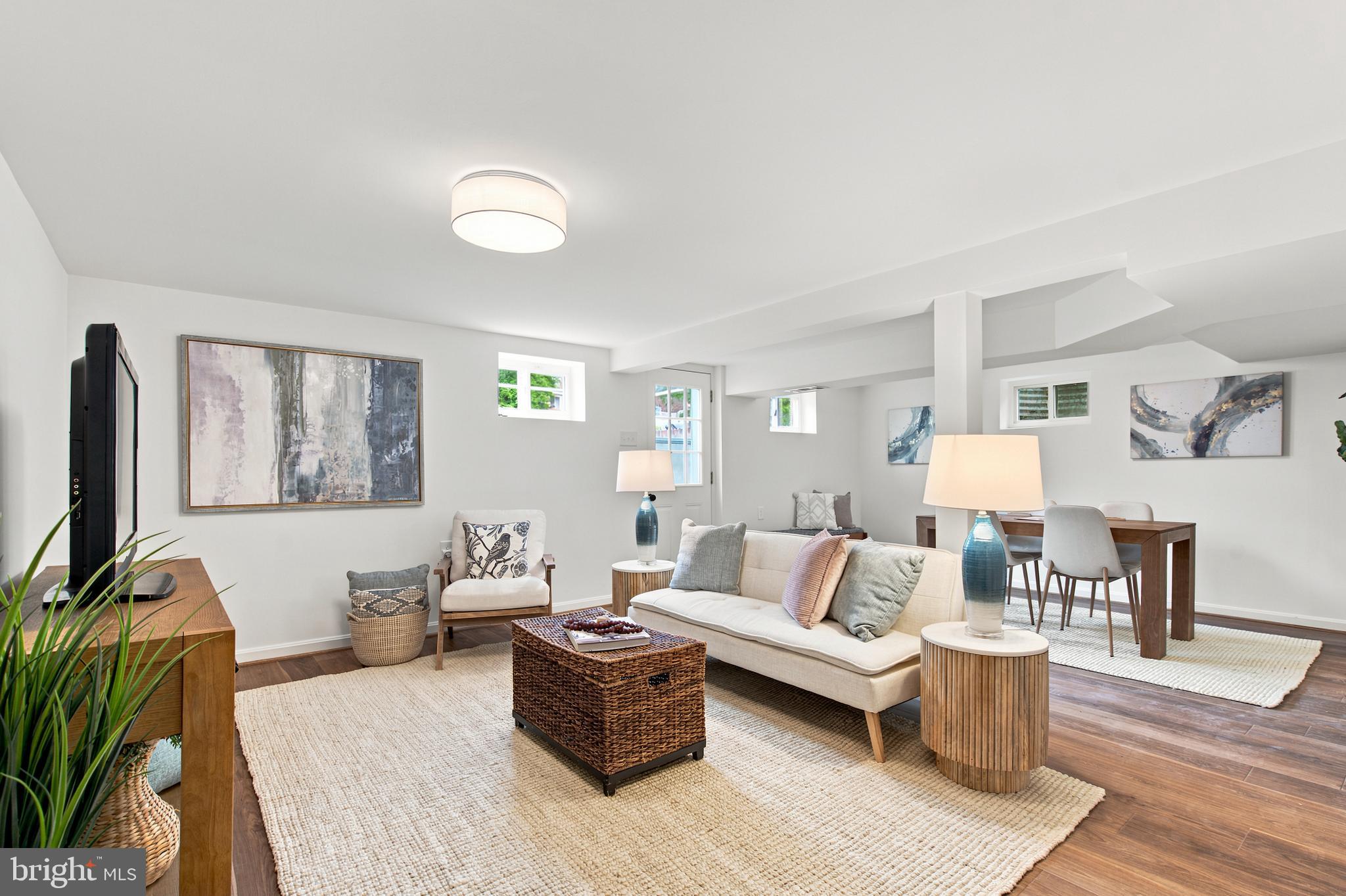KINGS PARK WEST - Residential