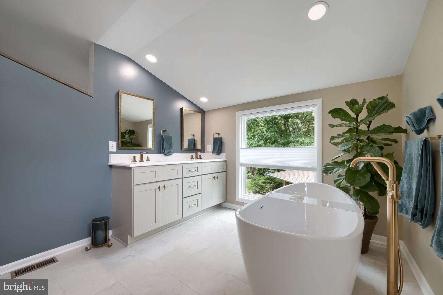 BLUE RIDGE ESTATES - Residential