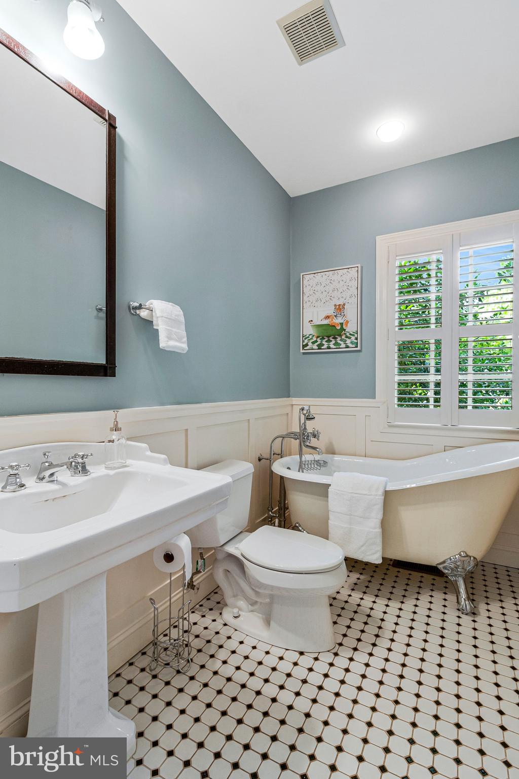 BROOKDALE - Residential