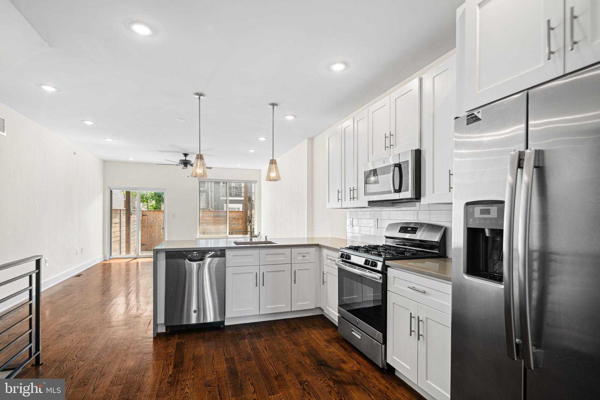 OLDE KENSINGTON - Residential