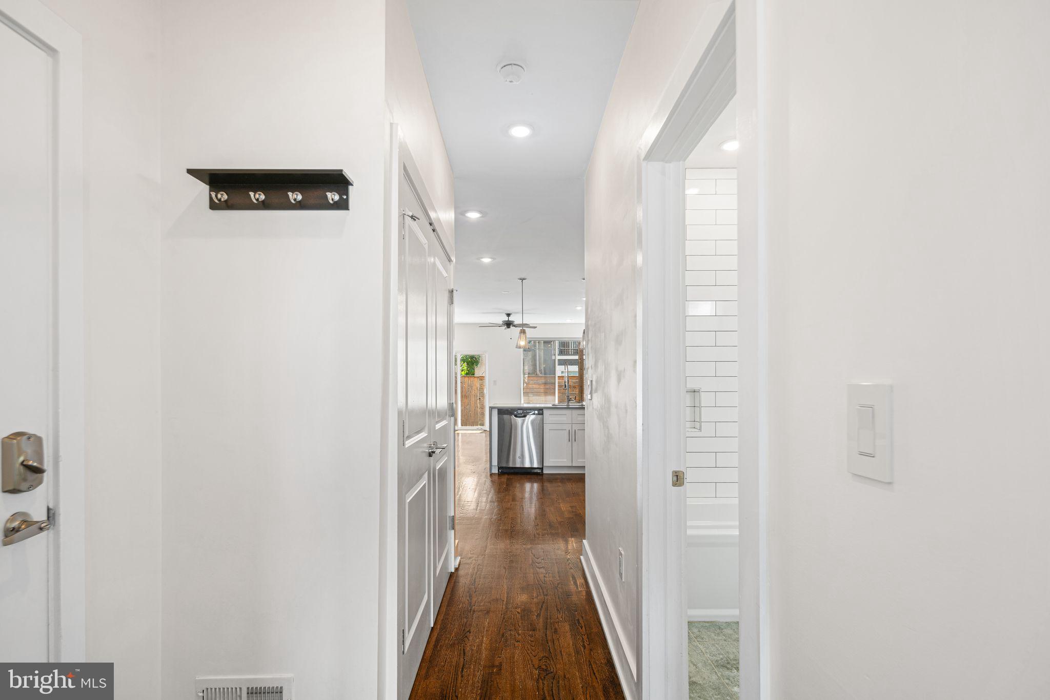 OLDE KENSINGTON - Residential