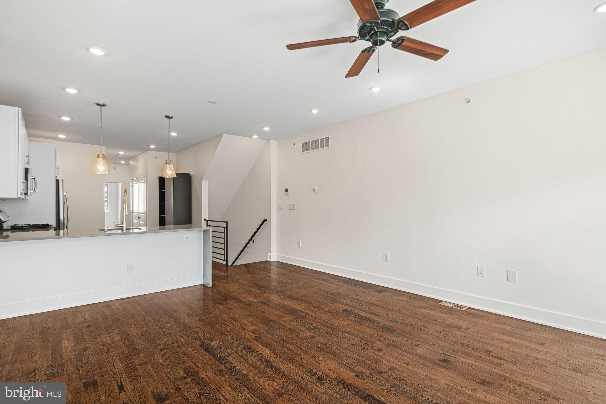 OLDE KENSINGTON - Residential