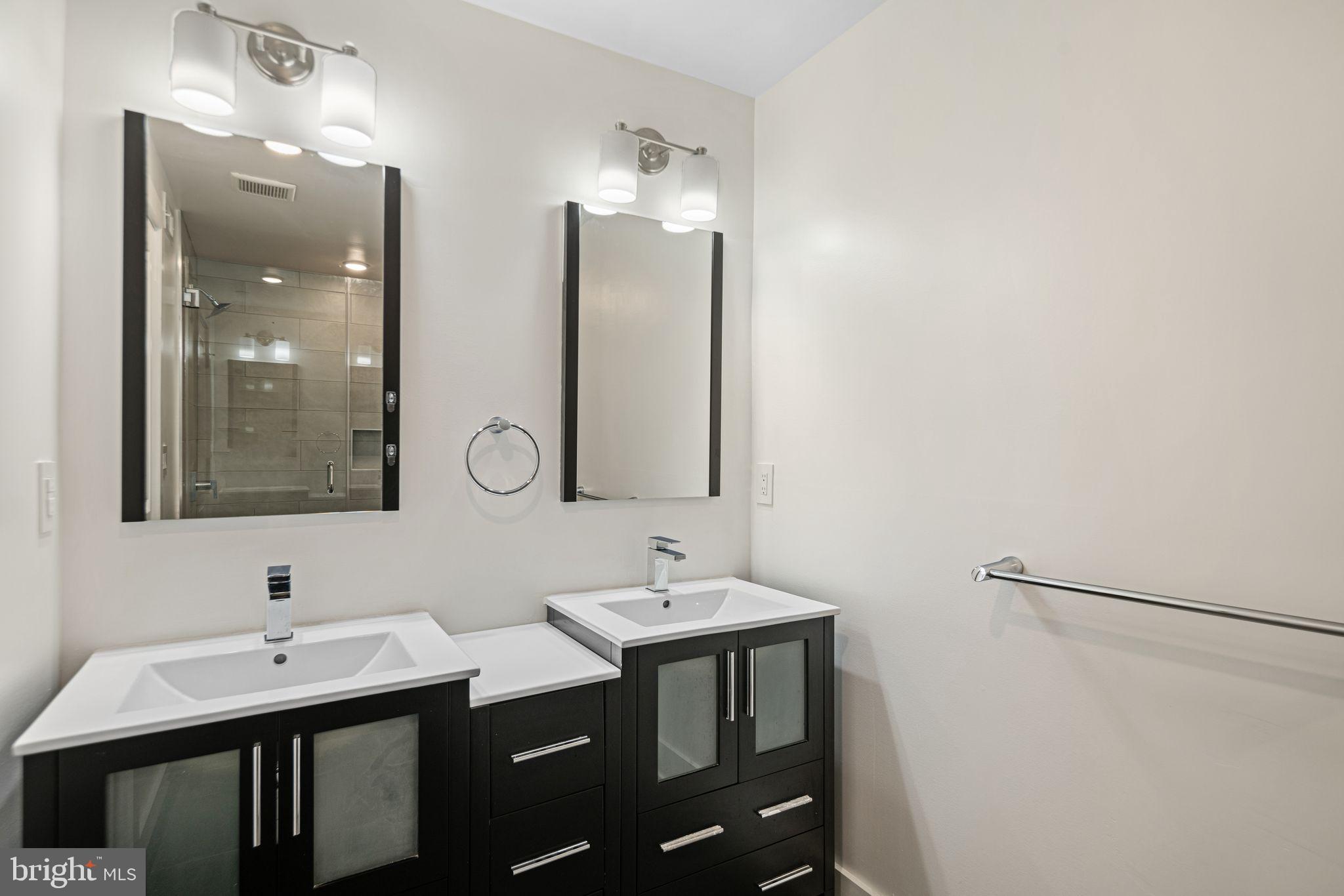 OLDE KENSINGTON - Residential