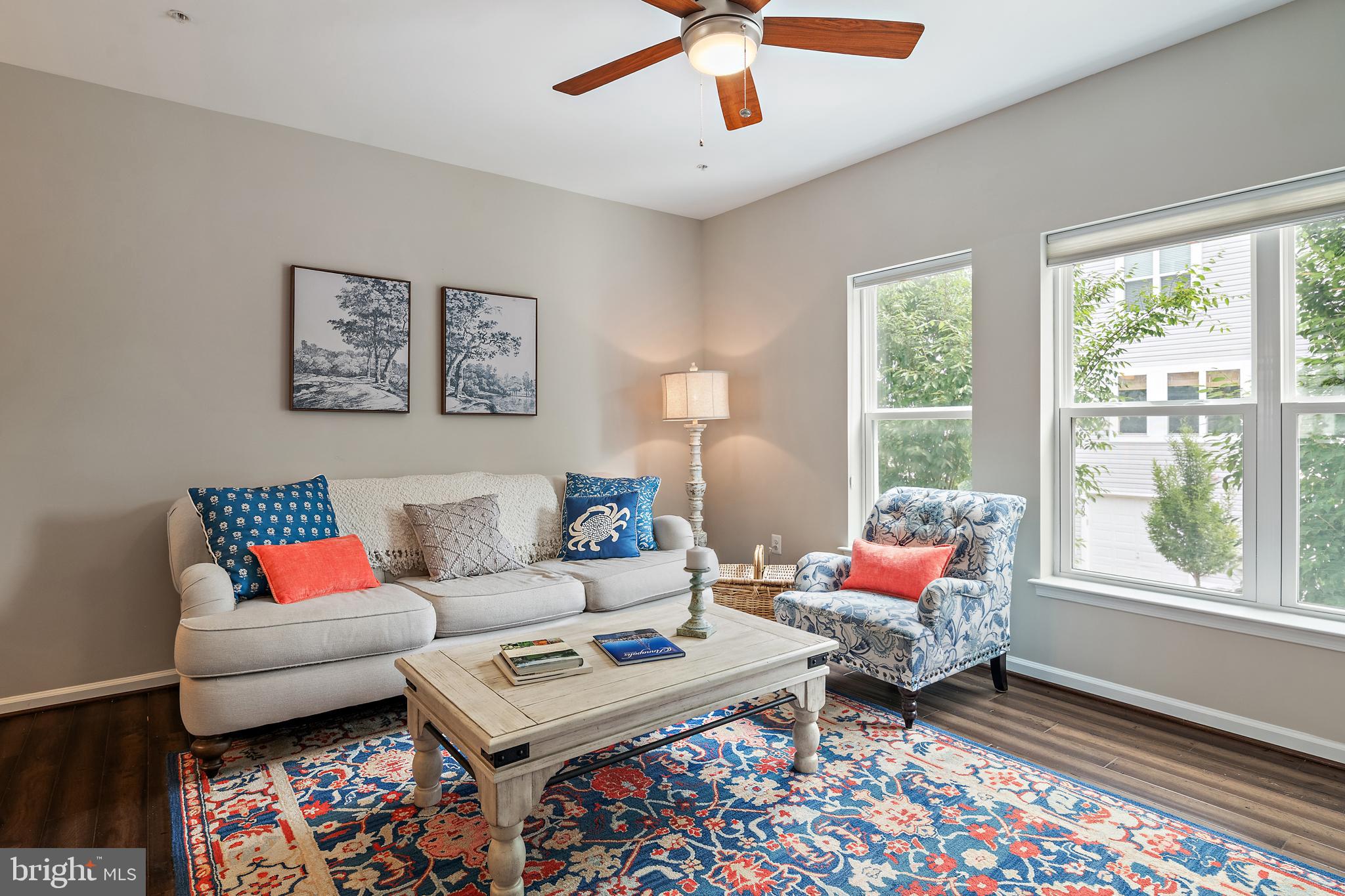 ADMIRALS SQUARE - Residential