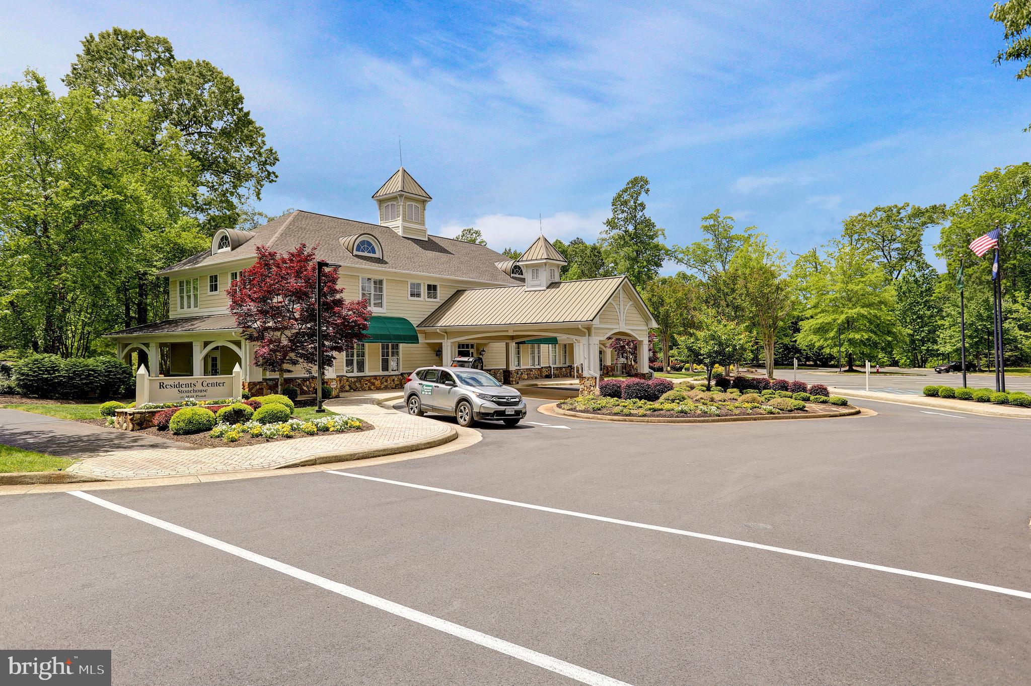 STONEHOUSE - Residential