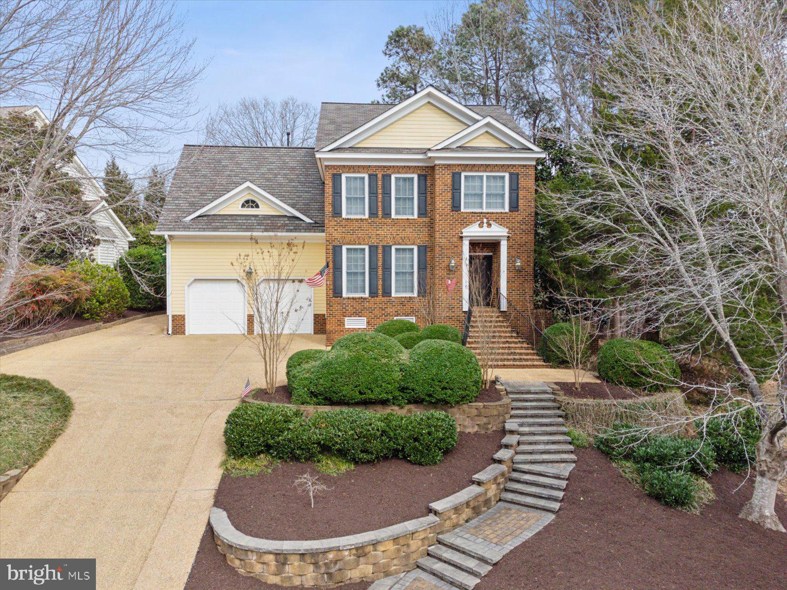 STONEHOUSE - Residential