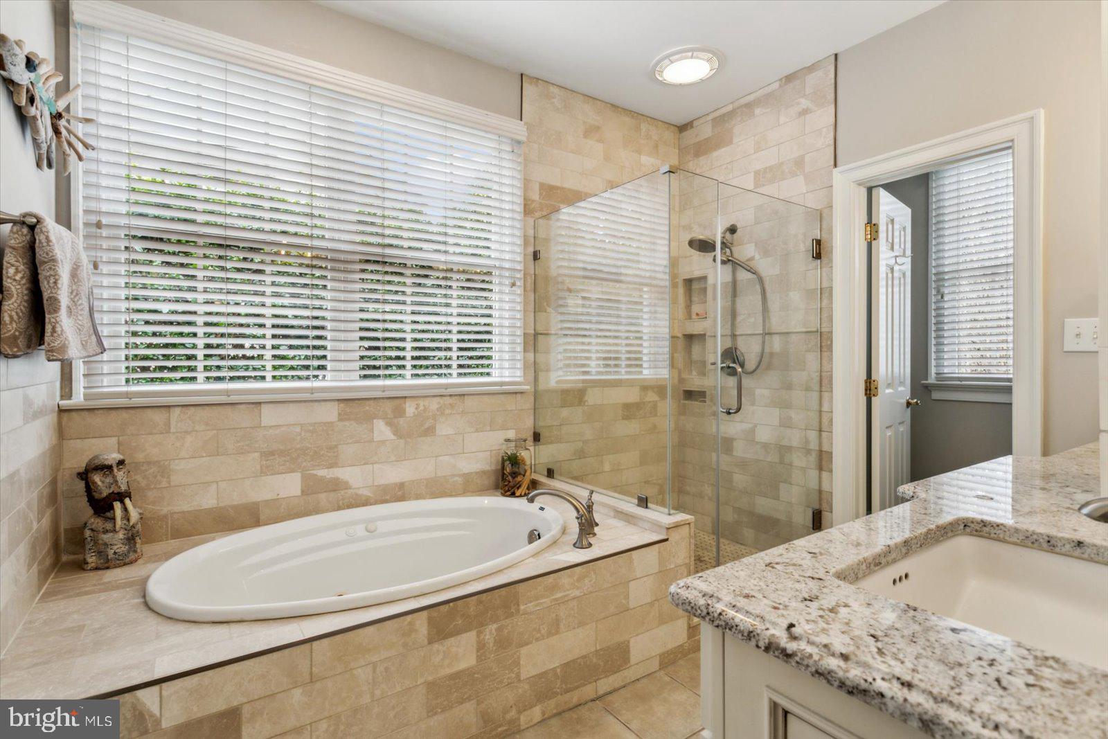 STONEHOUSE - Residential