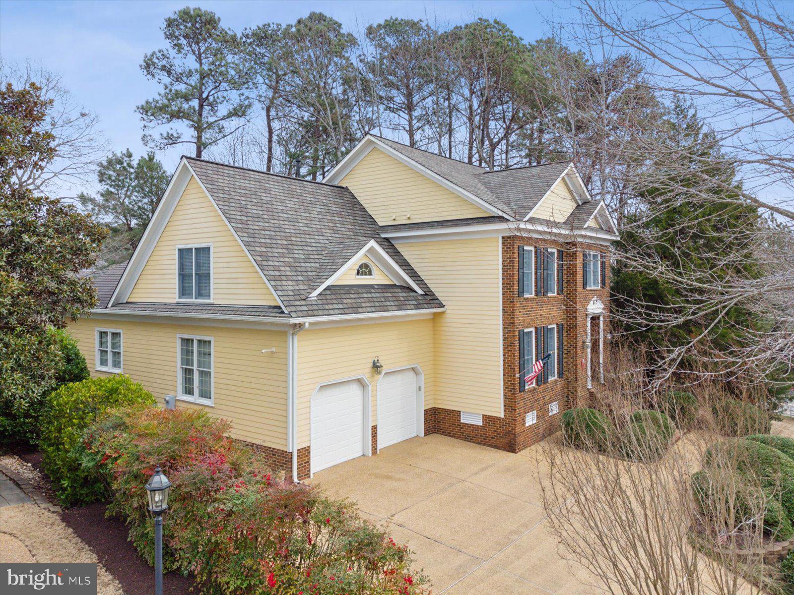 STONEHOUSE - Residential