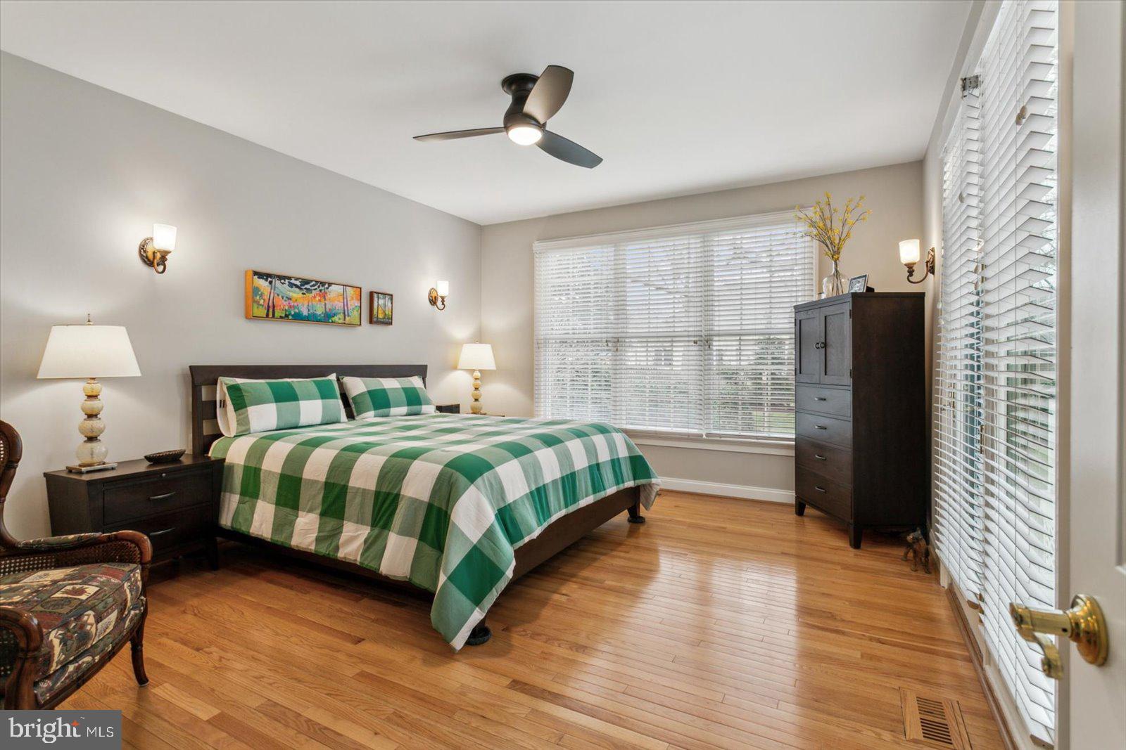 STONEHOUSE - Residential