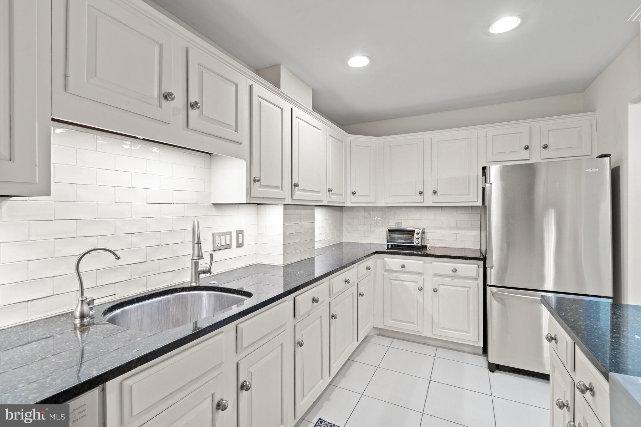 8101 CONN AVE - Residential