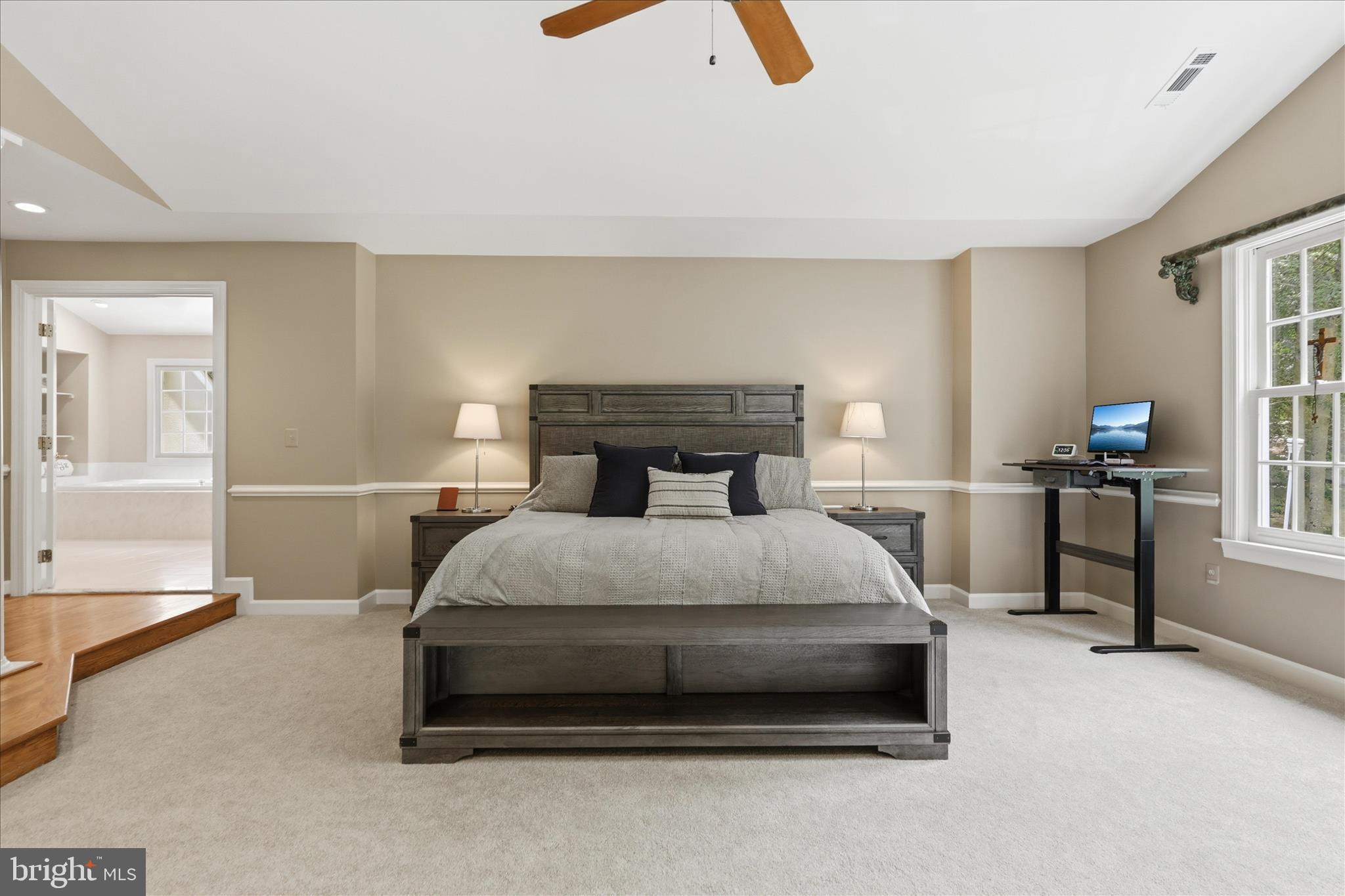TWELVE OAKS - Residential