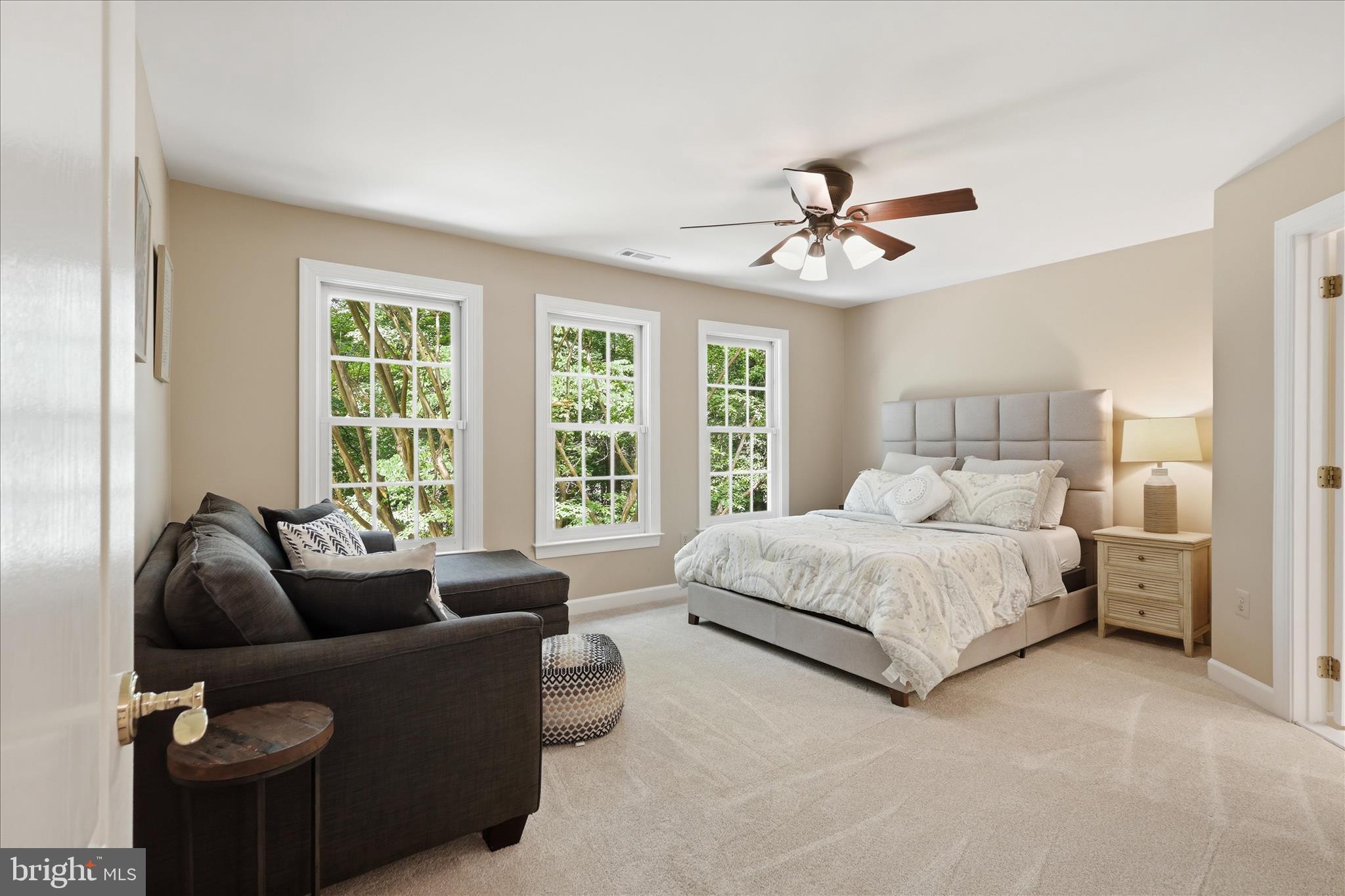 TWELVE OAKS - Residential