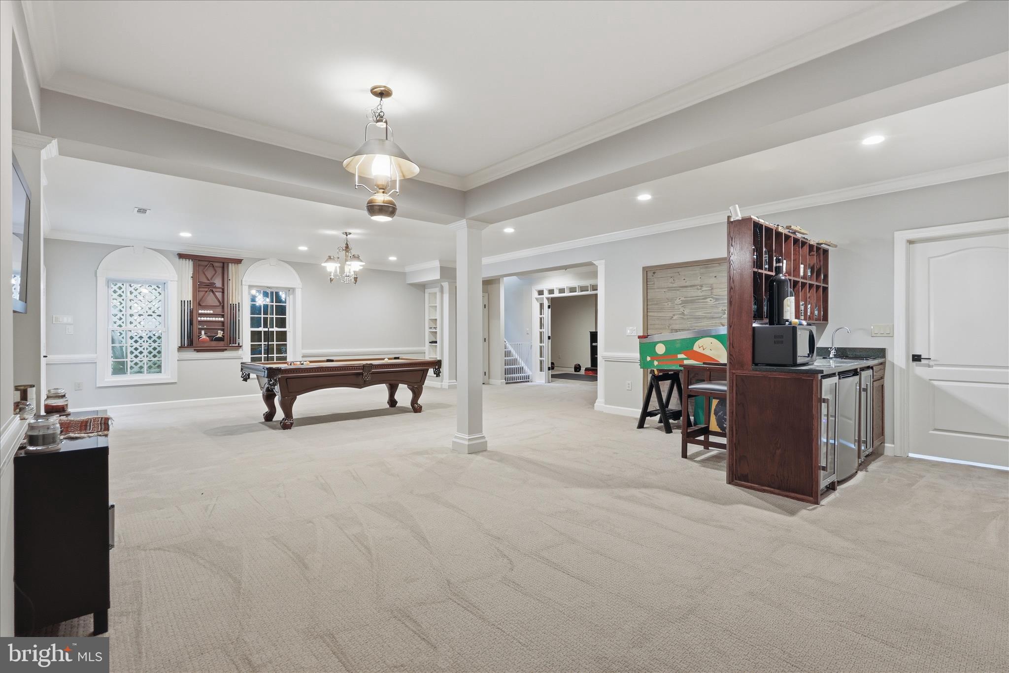 TWELVE OAKS - Residential