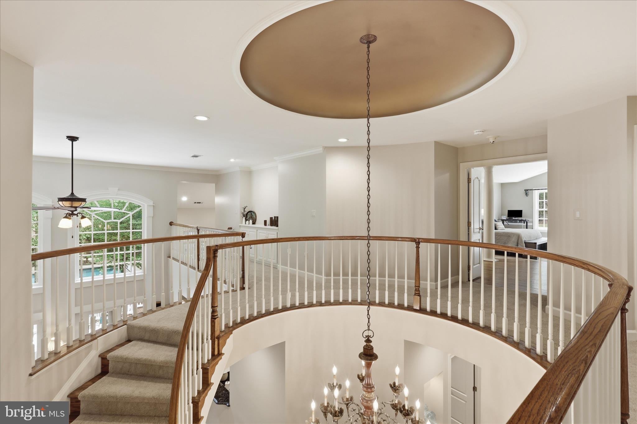 TWELVE OAKS - Residential