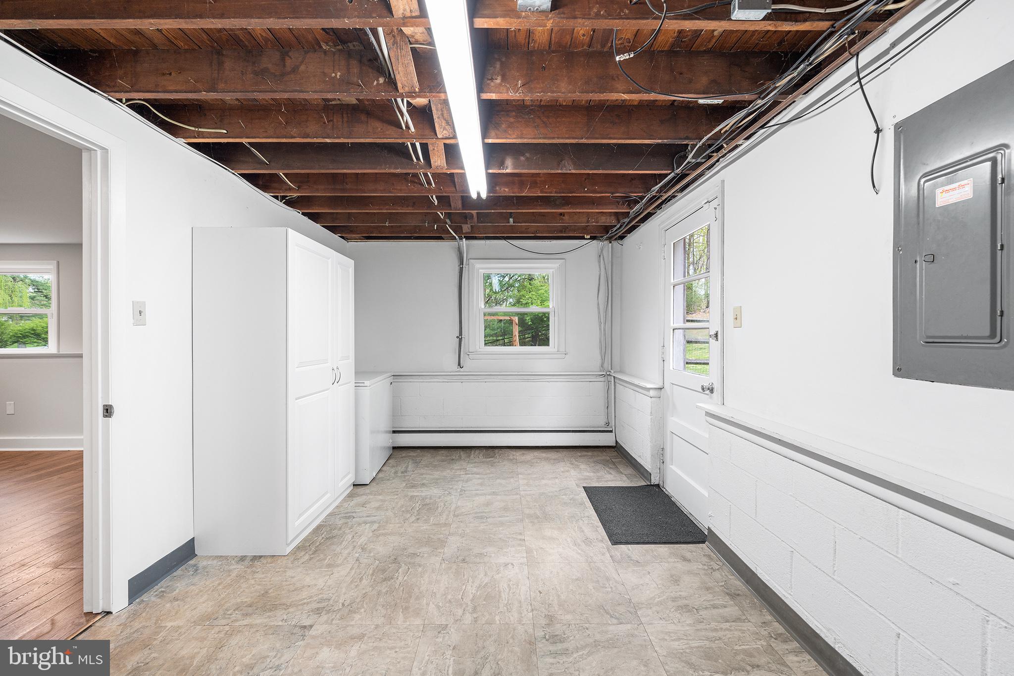 THORNBURY ESTATES - Residential