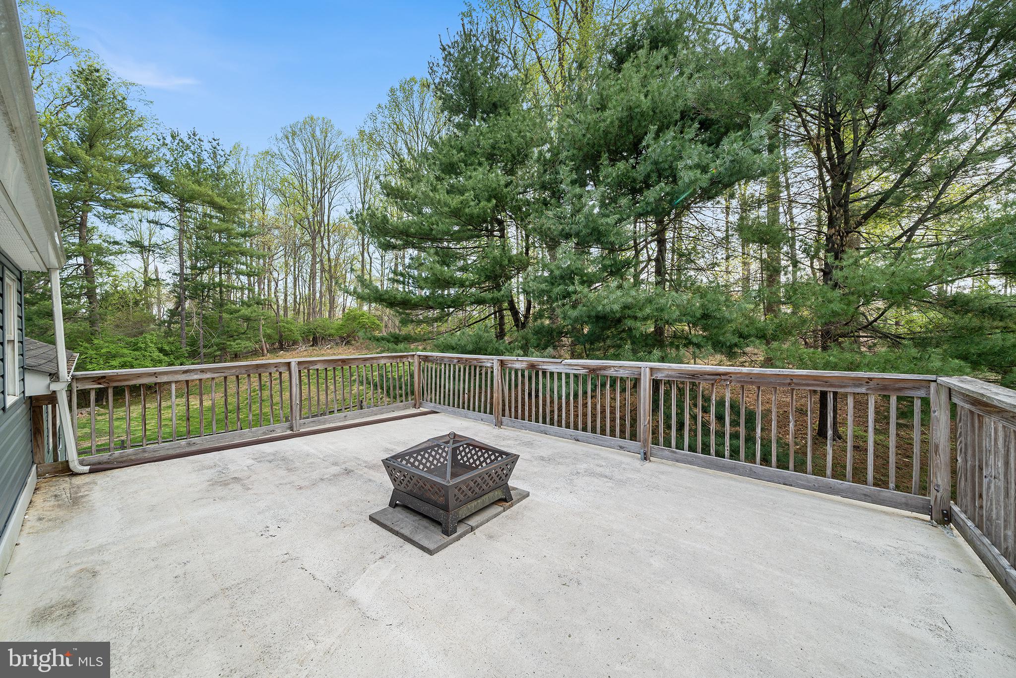 THORNBURY ESTATES - Residential