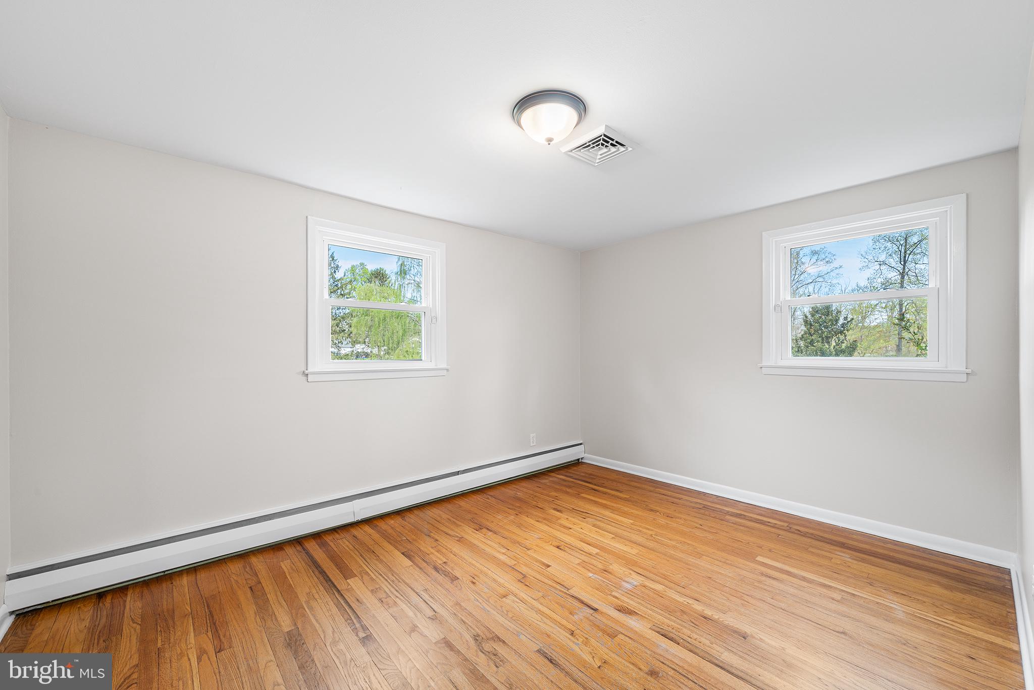 THORNBURY ESTATES - Residential