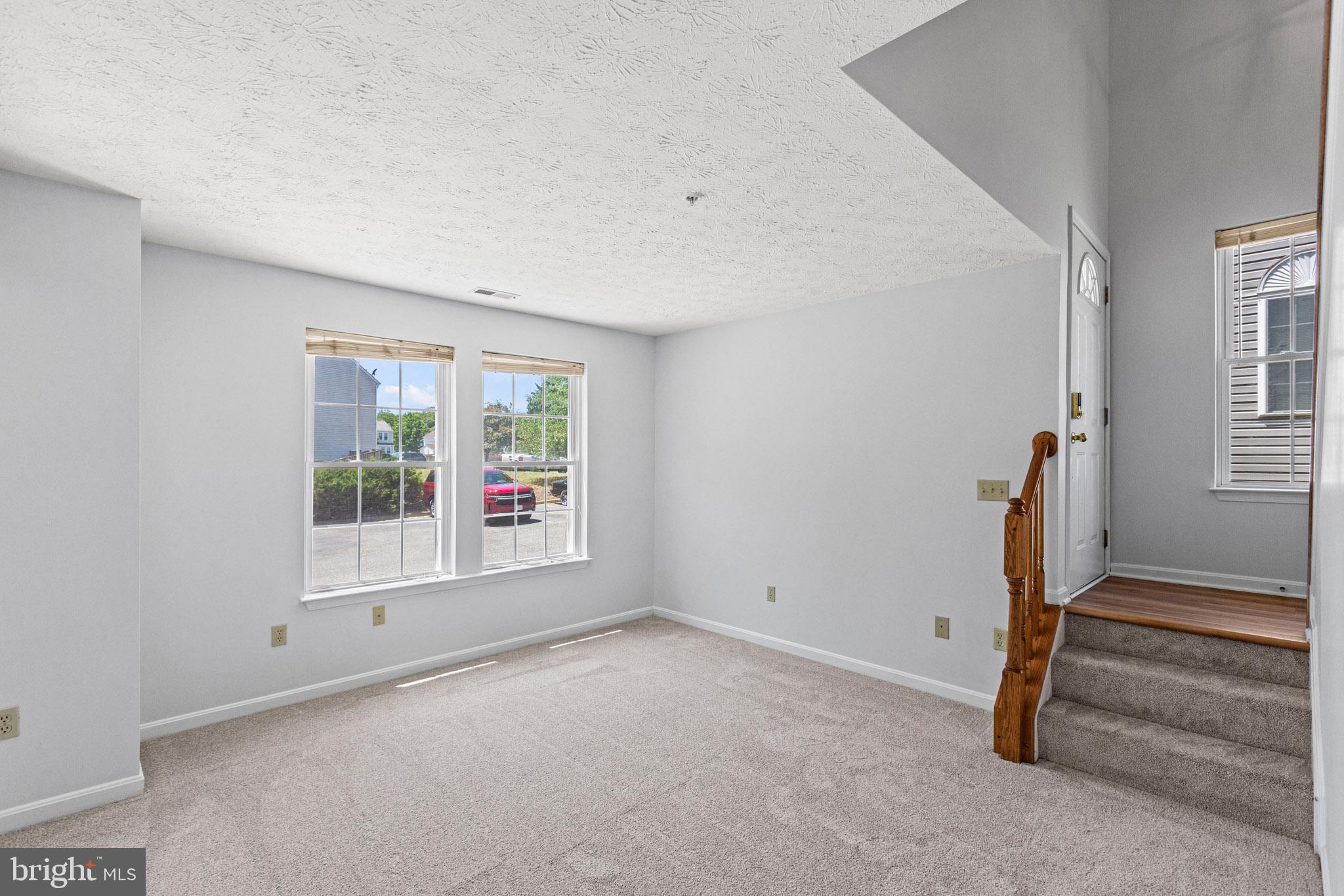 HICKORY HILLS - Residential