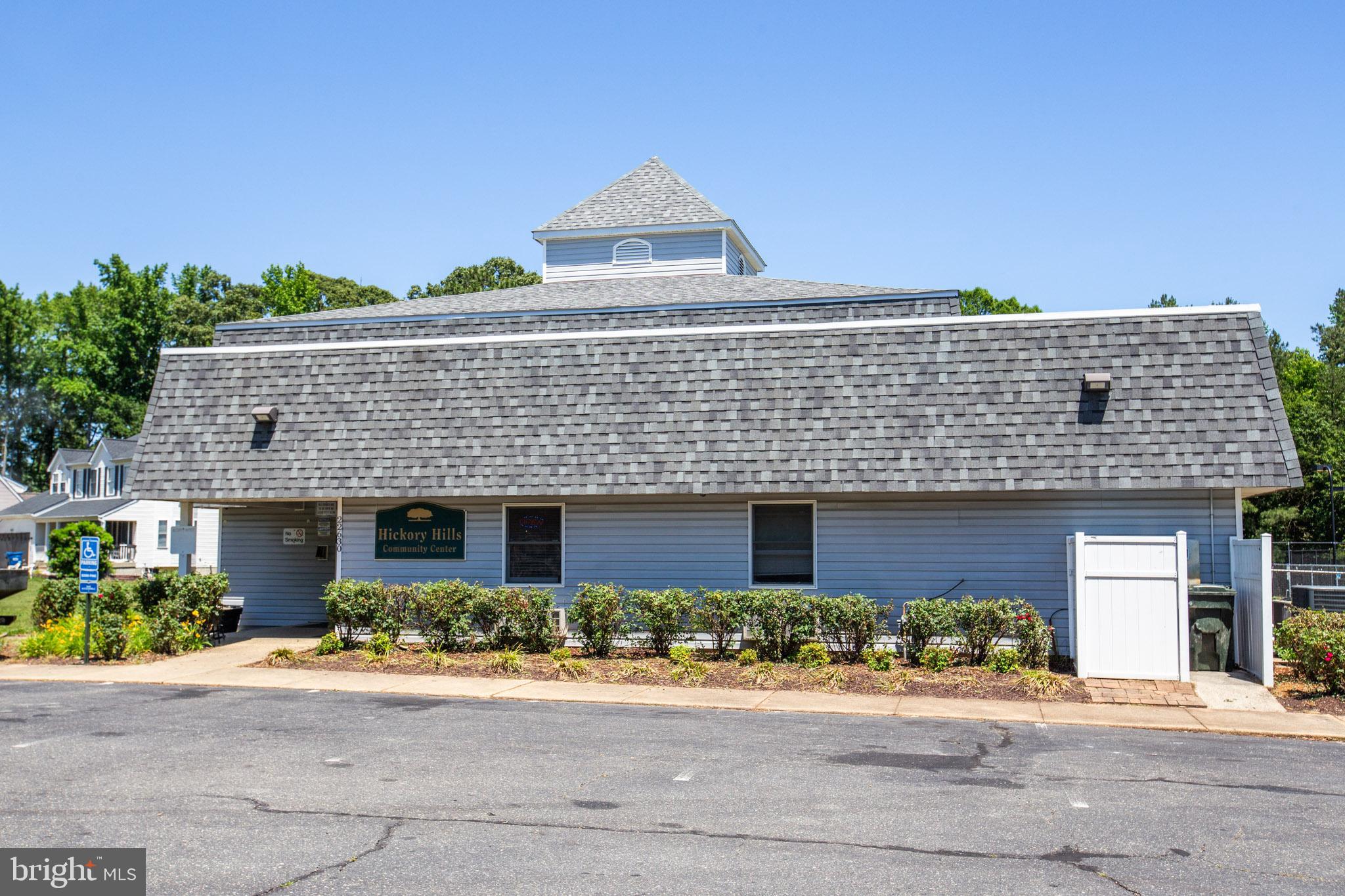 HICKORY HILLS - Residential