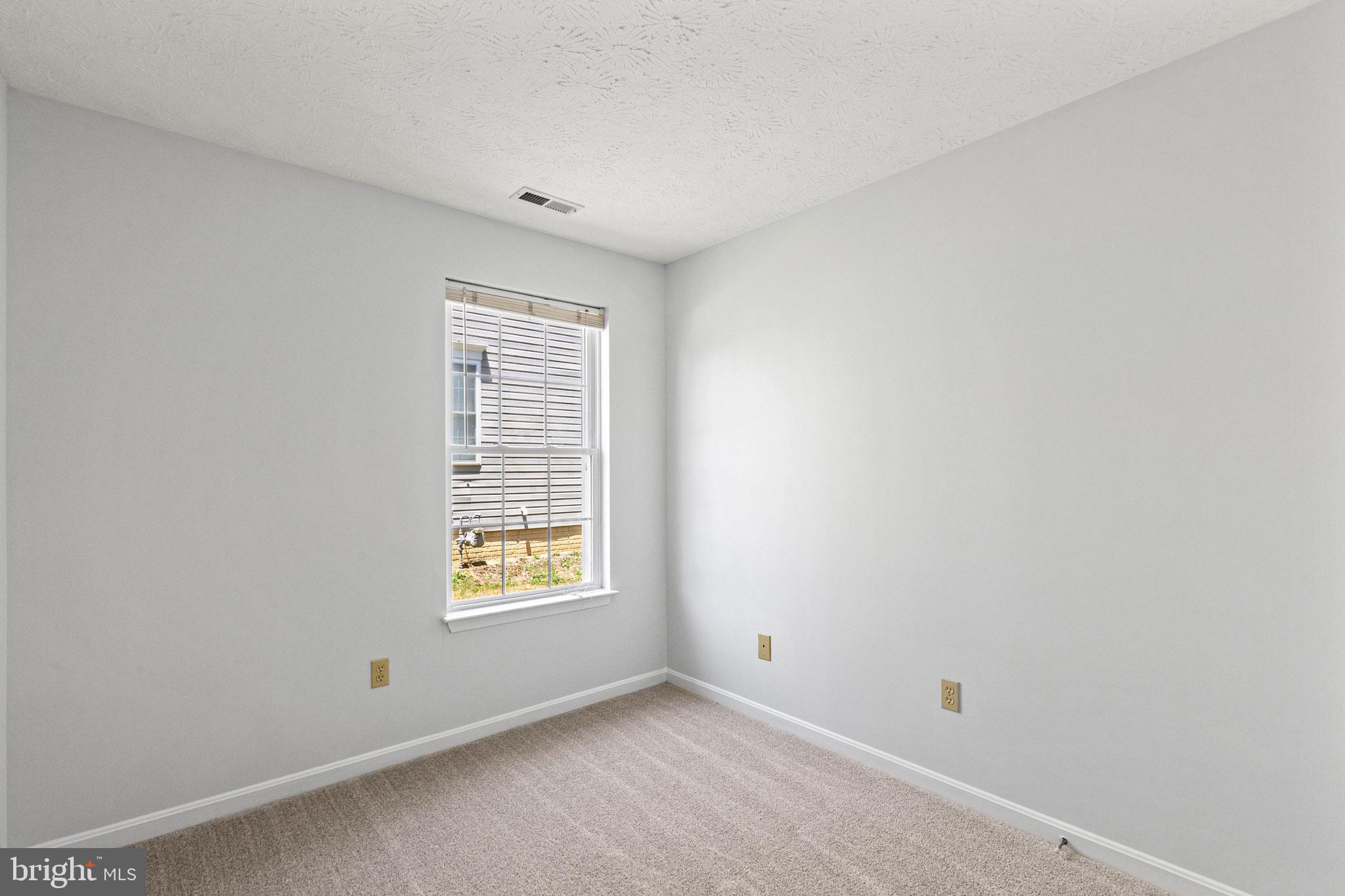 HICKORY HILLS - Residential