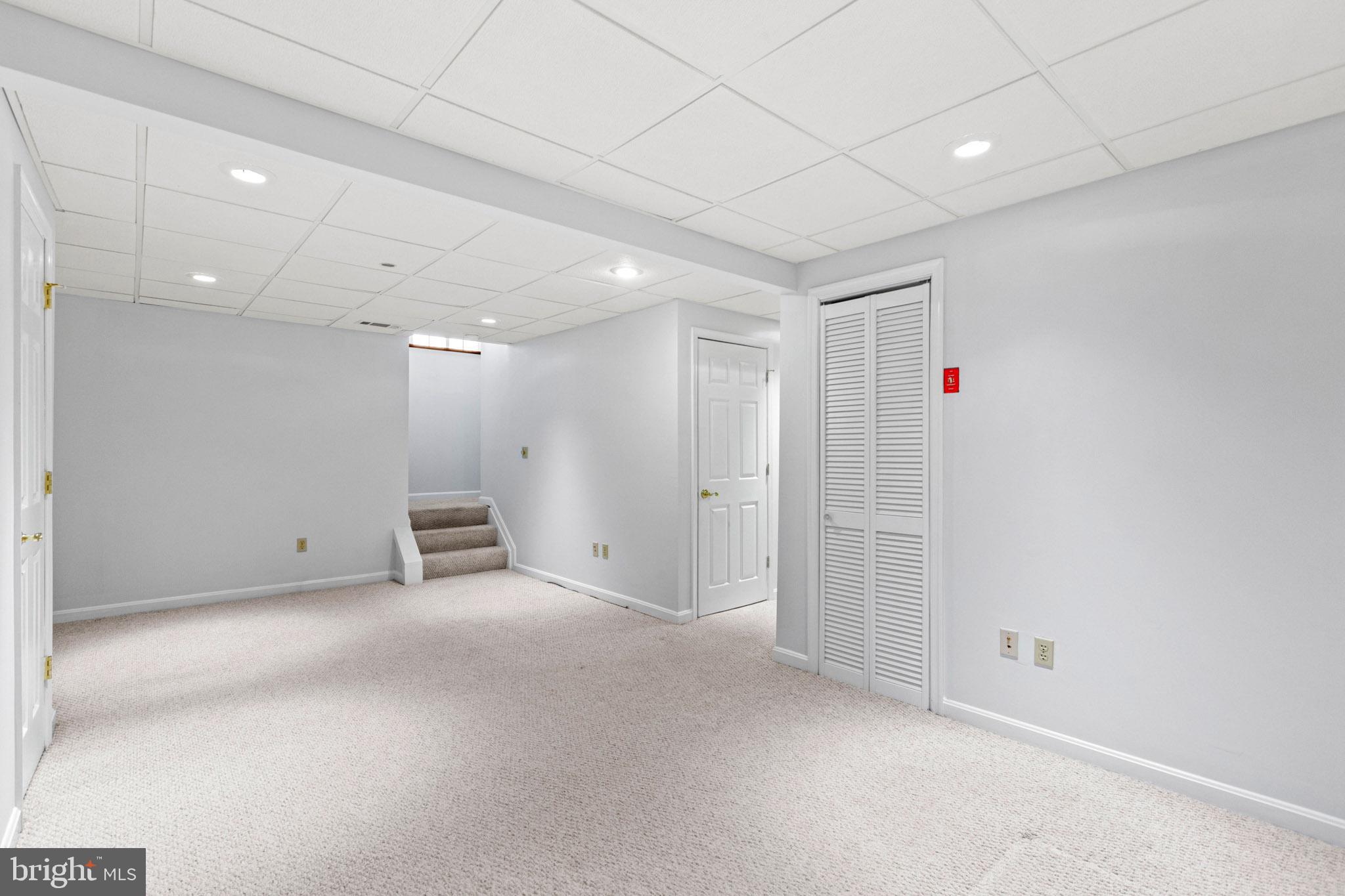 HICKORY HILLS - Residential