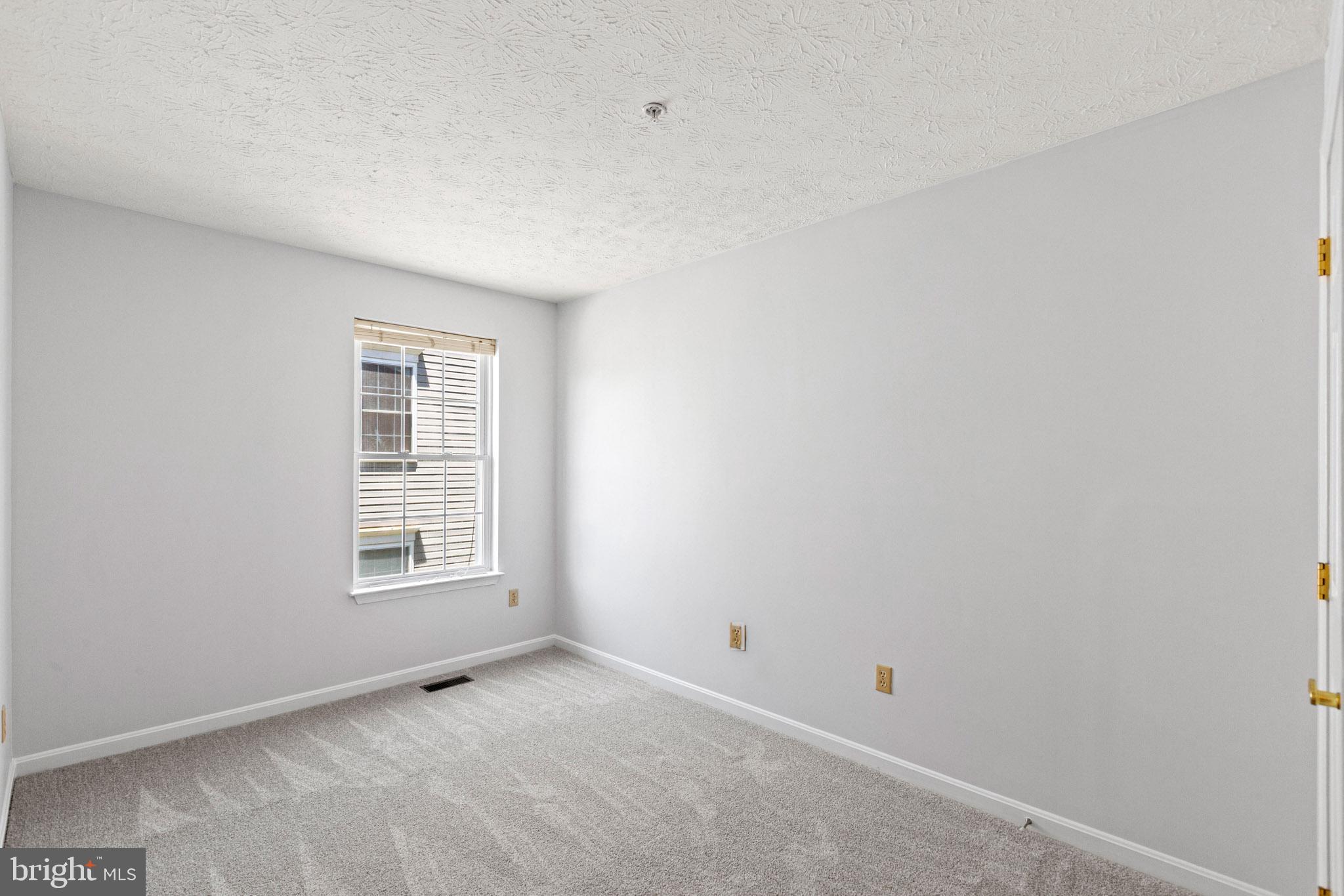 HICKORY HILLS - Residential