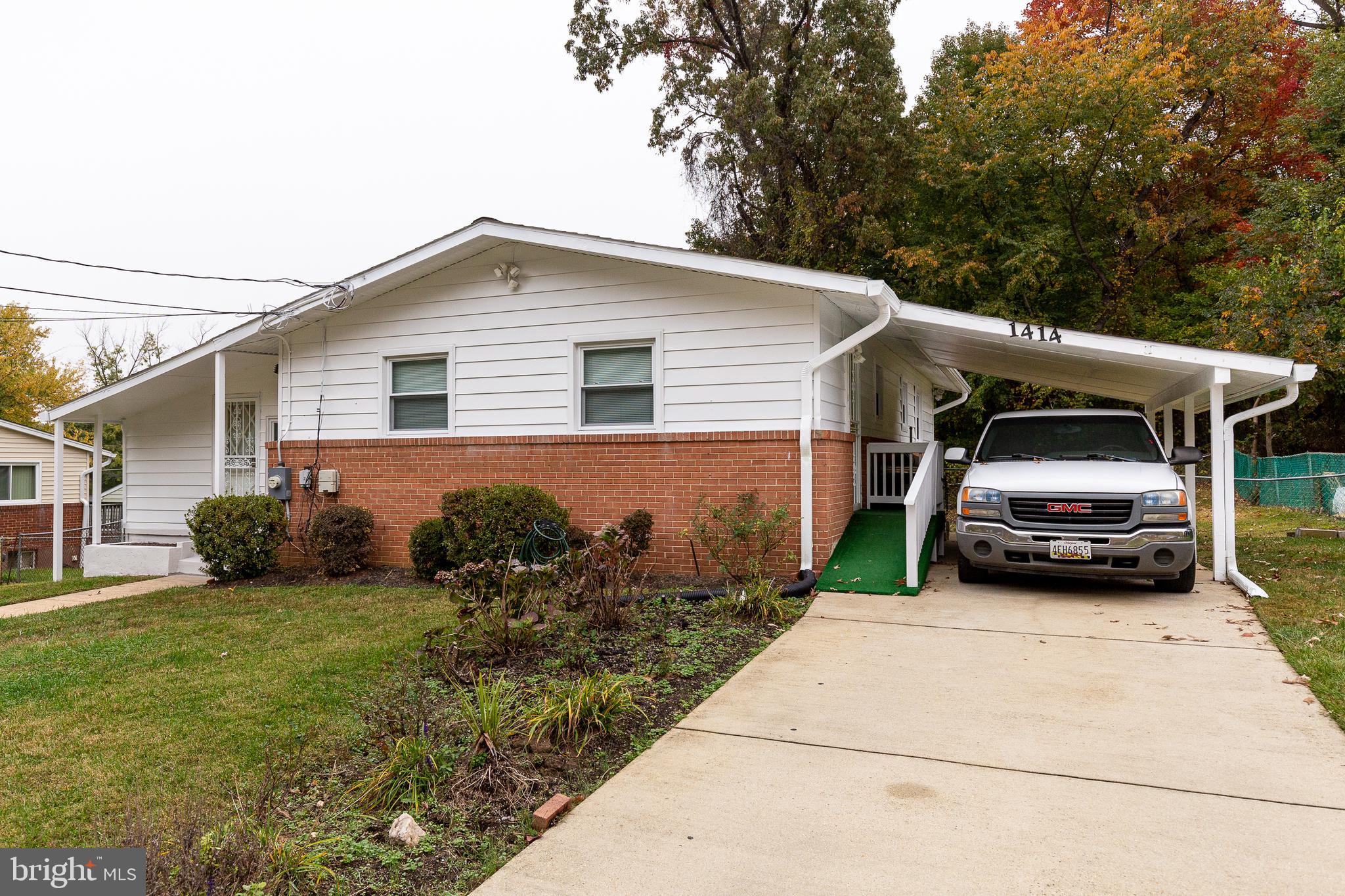 RITCHIE MANOR - Residential