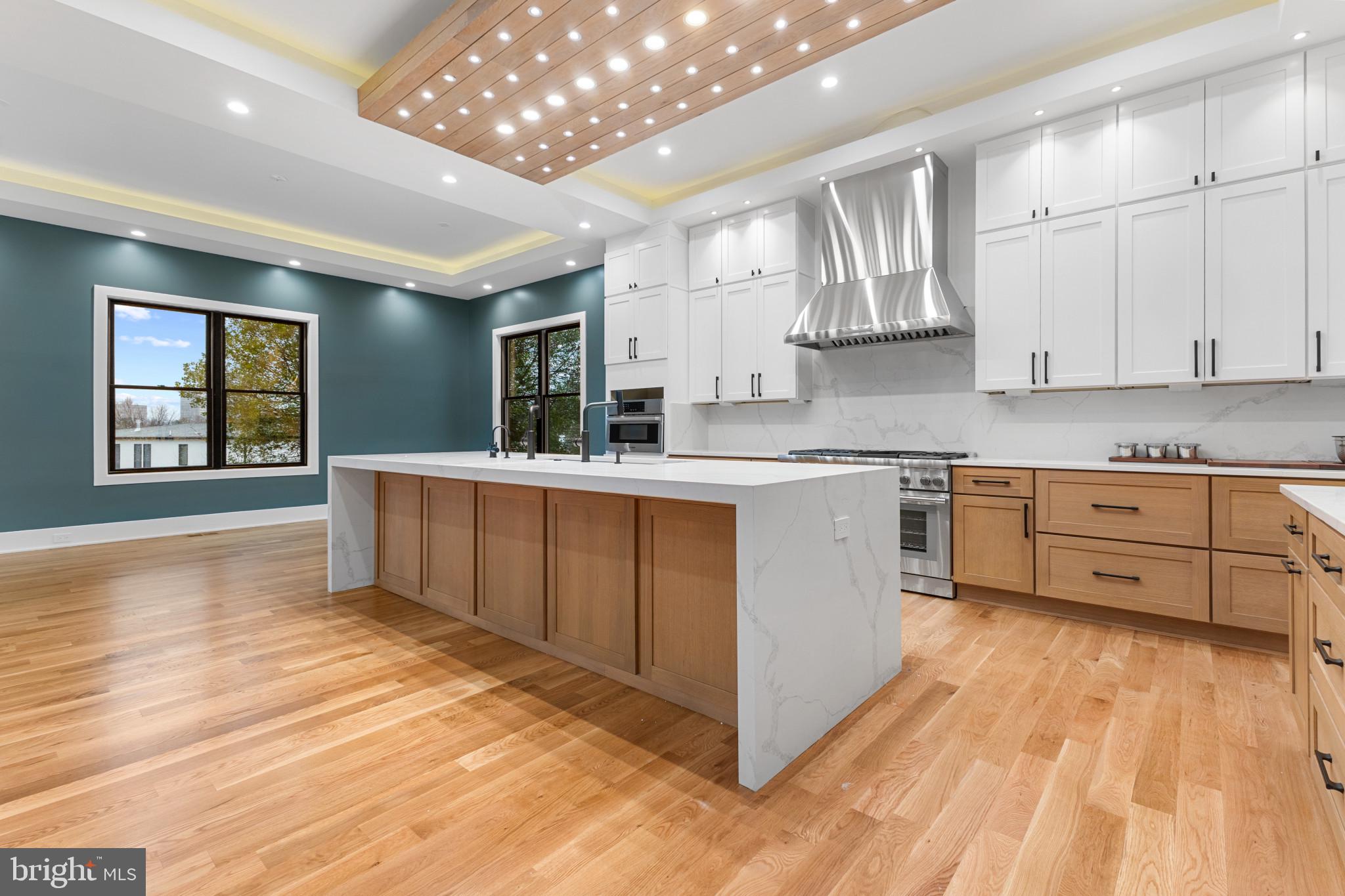 PIMMIT HILLS - Residential
