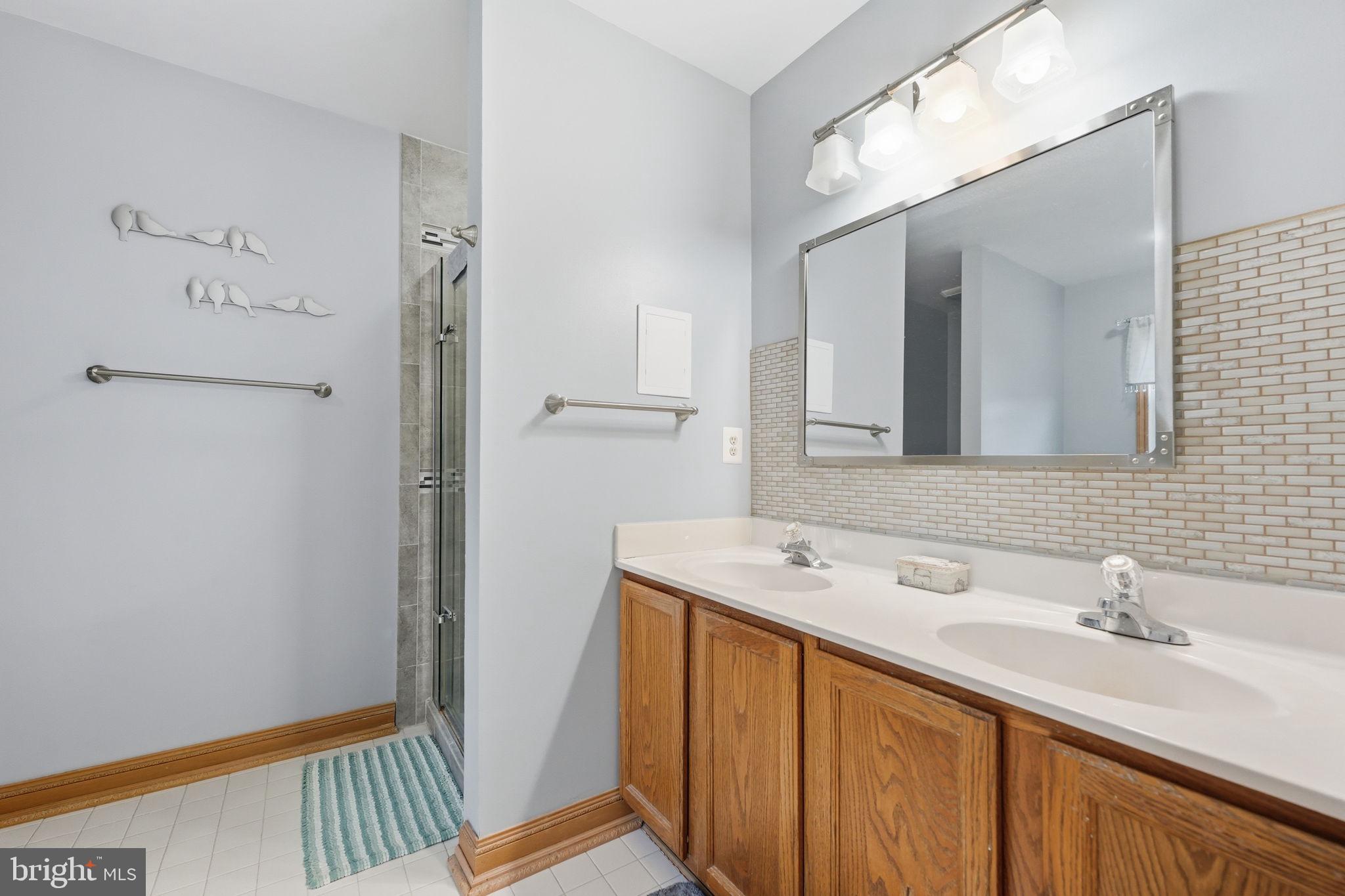 FOXBOROUGH - Residential