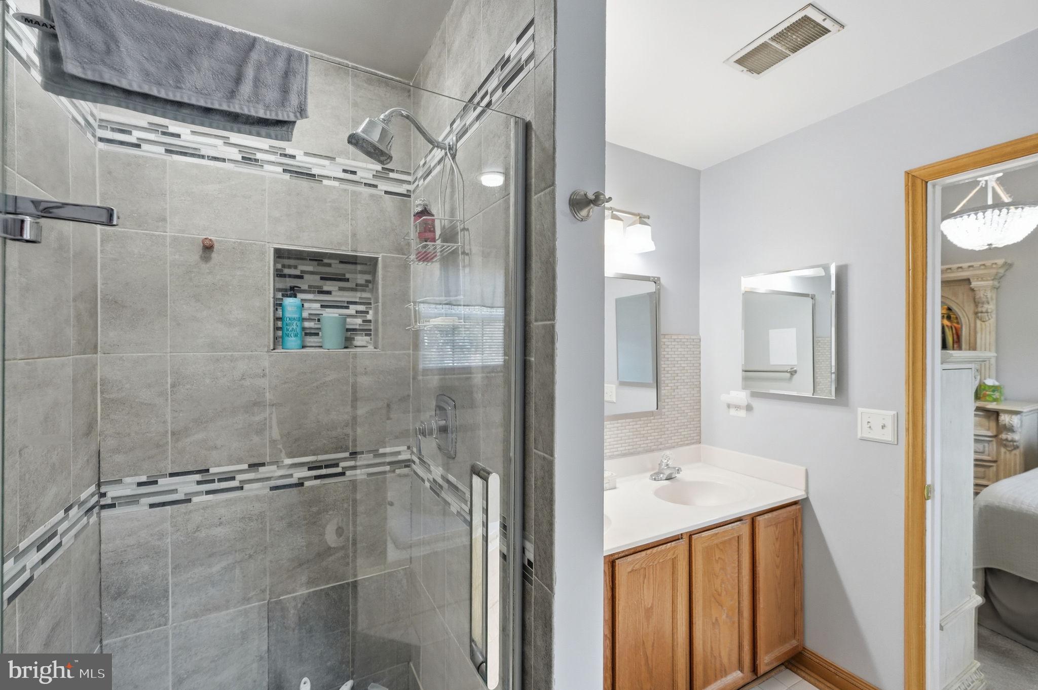FOXBOROUGH - Residential