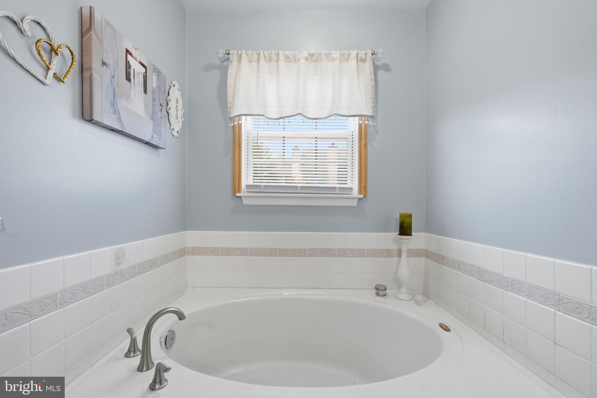 FOXBOROUGH - Residential