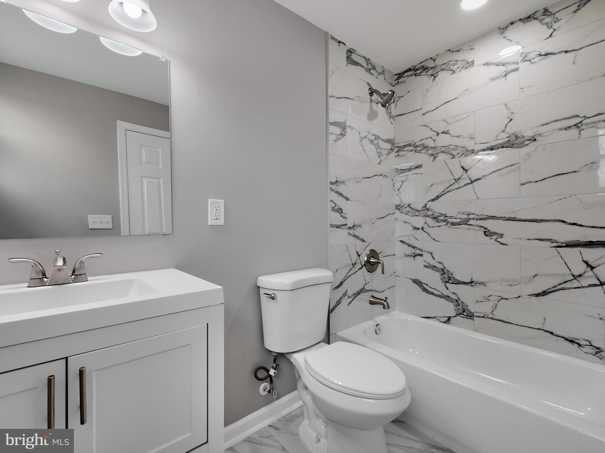 PIKESVILLE - Residential