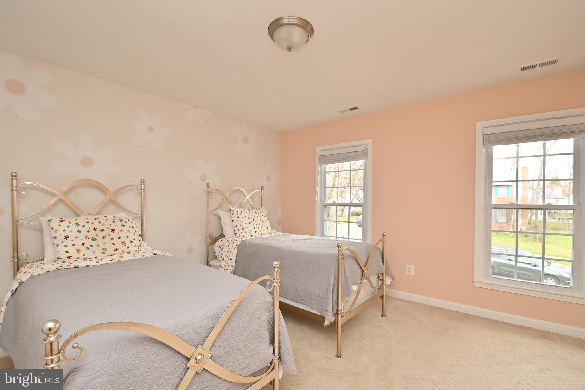 CHEVERLY GARDENS - Residential