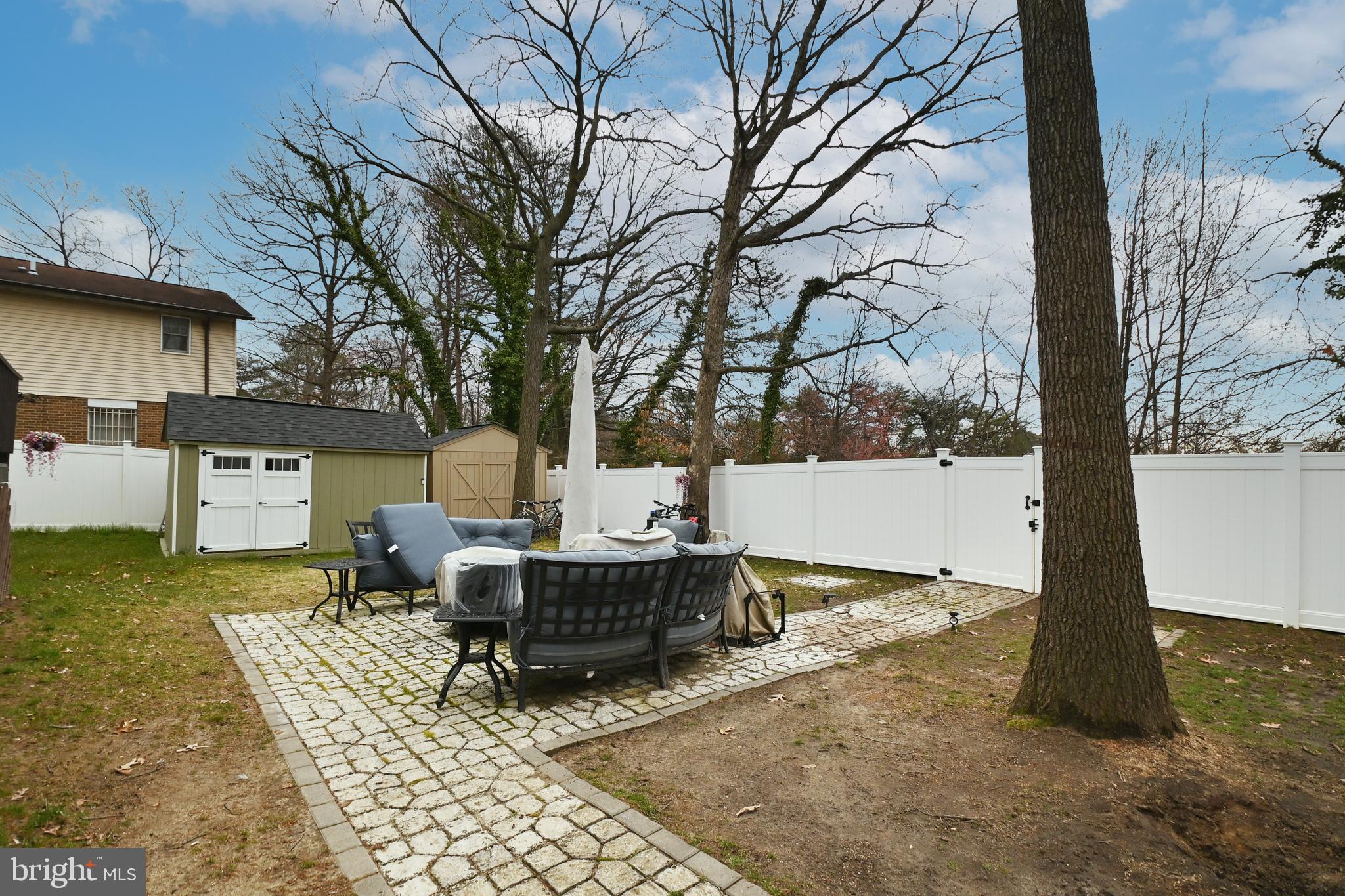 CHEVERLY GARDENS - Residential